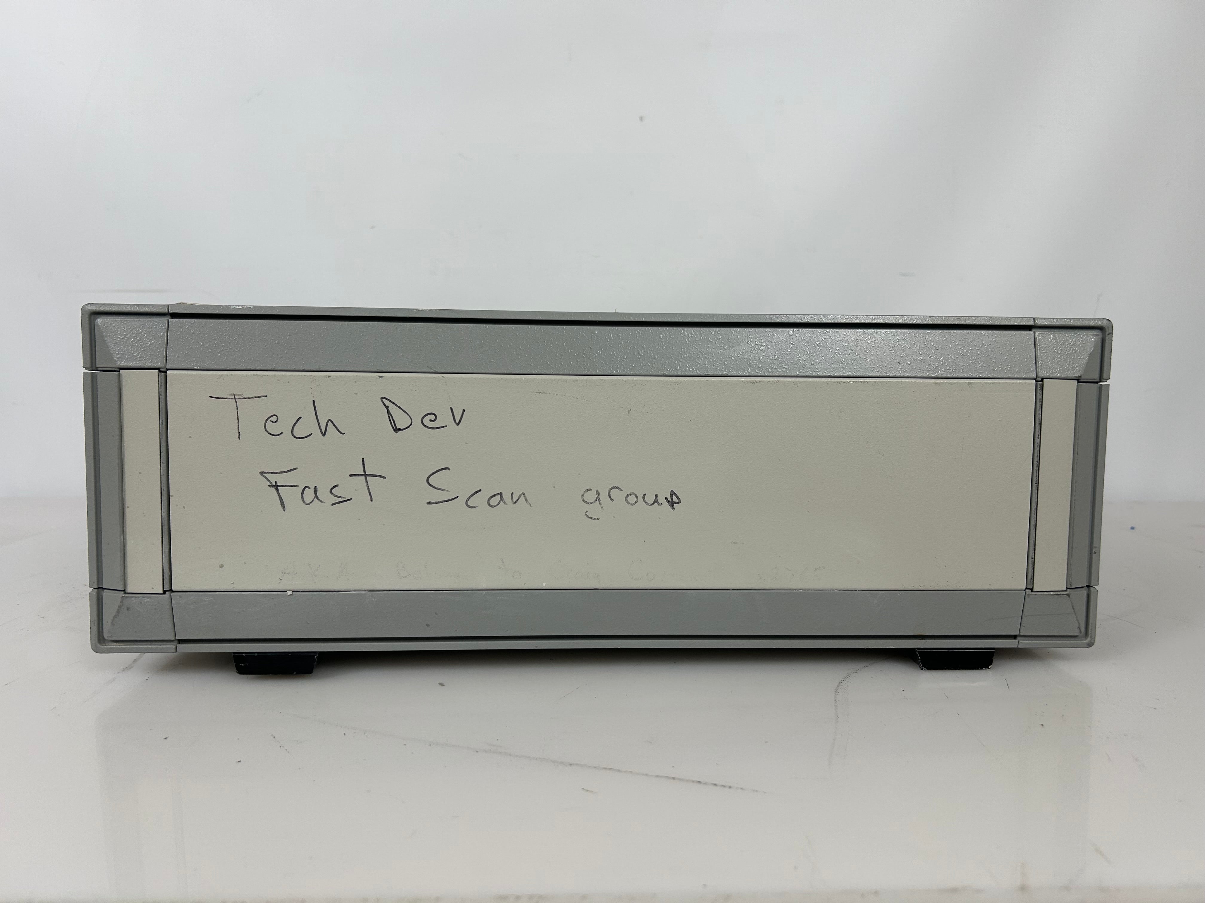 Digital Instruments NanoScope IIIa Scanning Probe Microscope Controller *Untested*