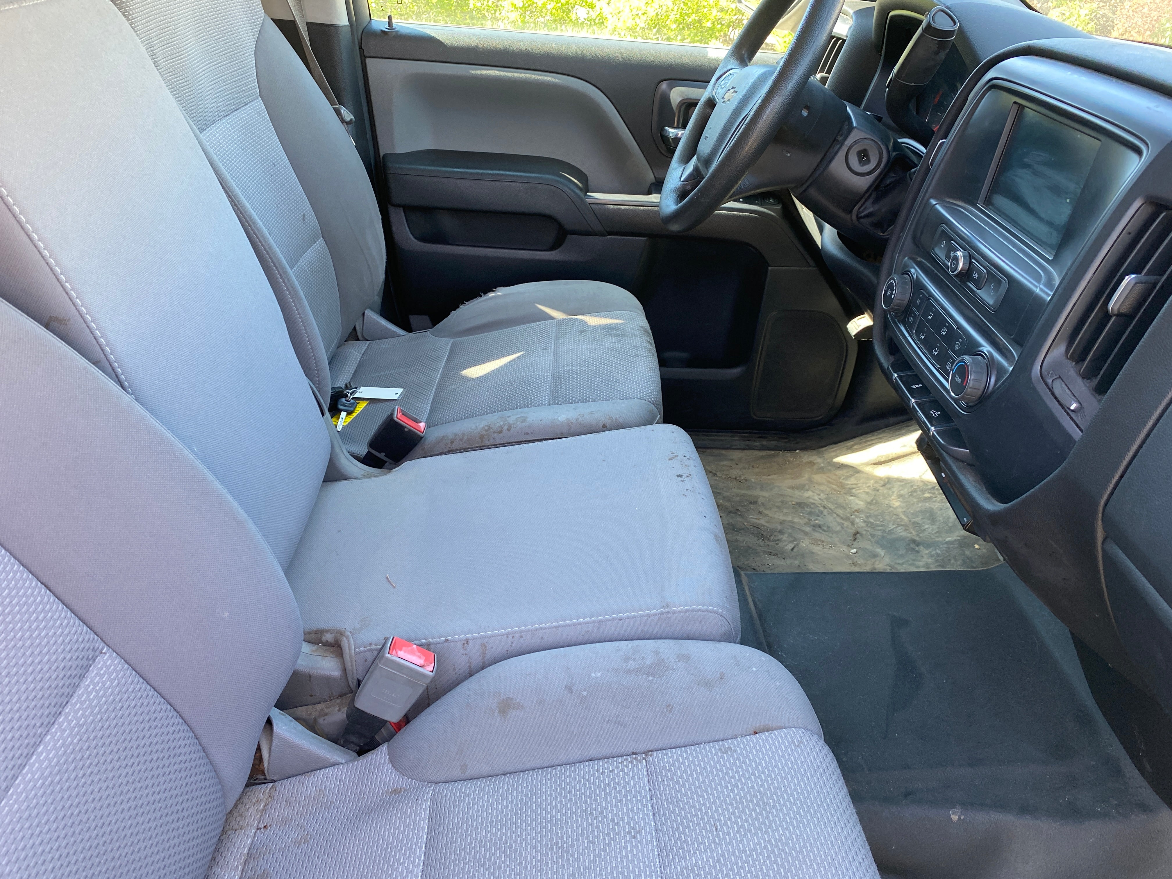 2016 - Chevrolet Silverado 1500 LS Truck -V304
