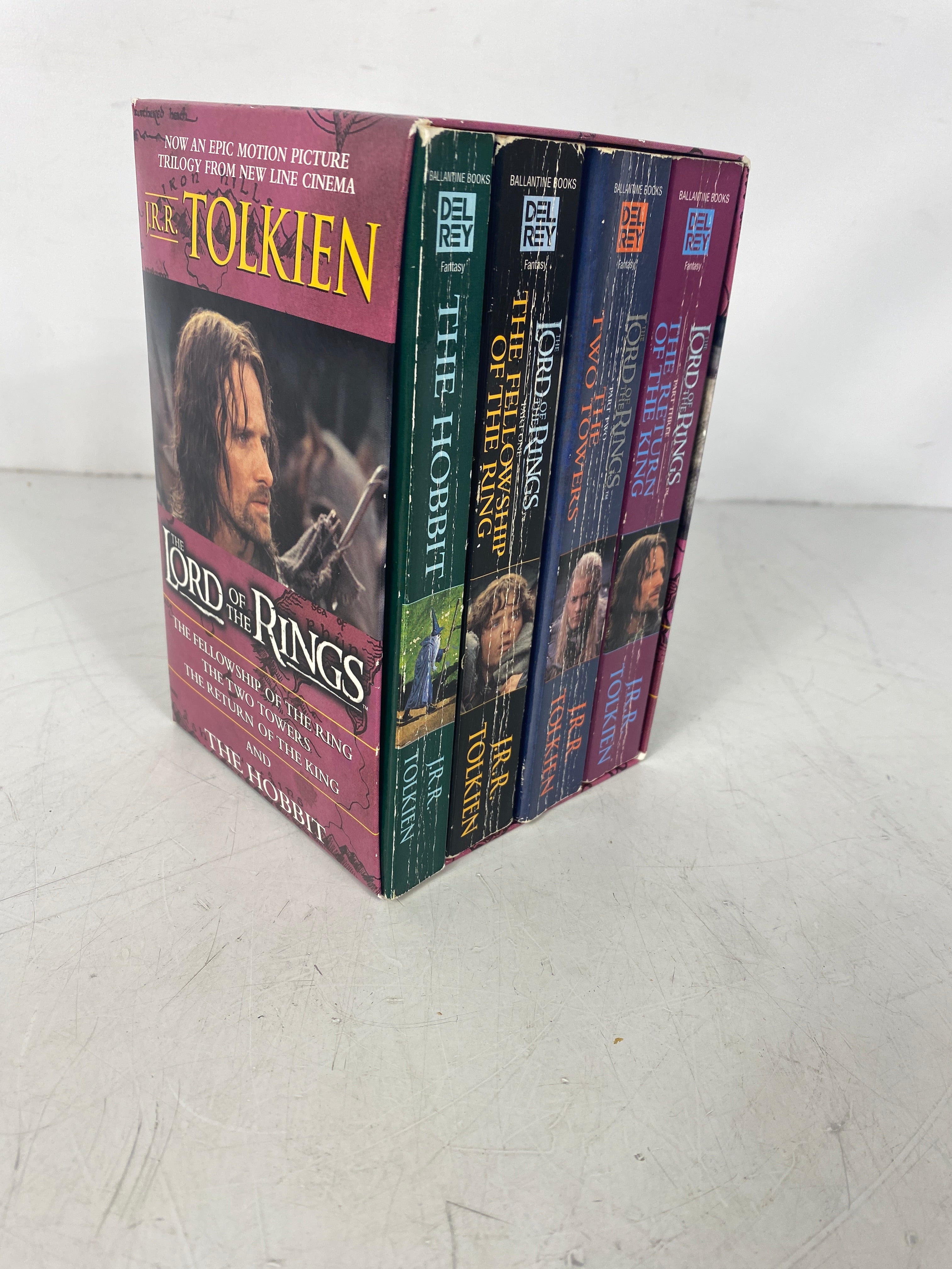 4 J.R.R. Tolkien Del Ray : The Hobbit/Lord of the Rings Parts 1, 2, 3 SC