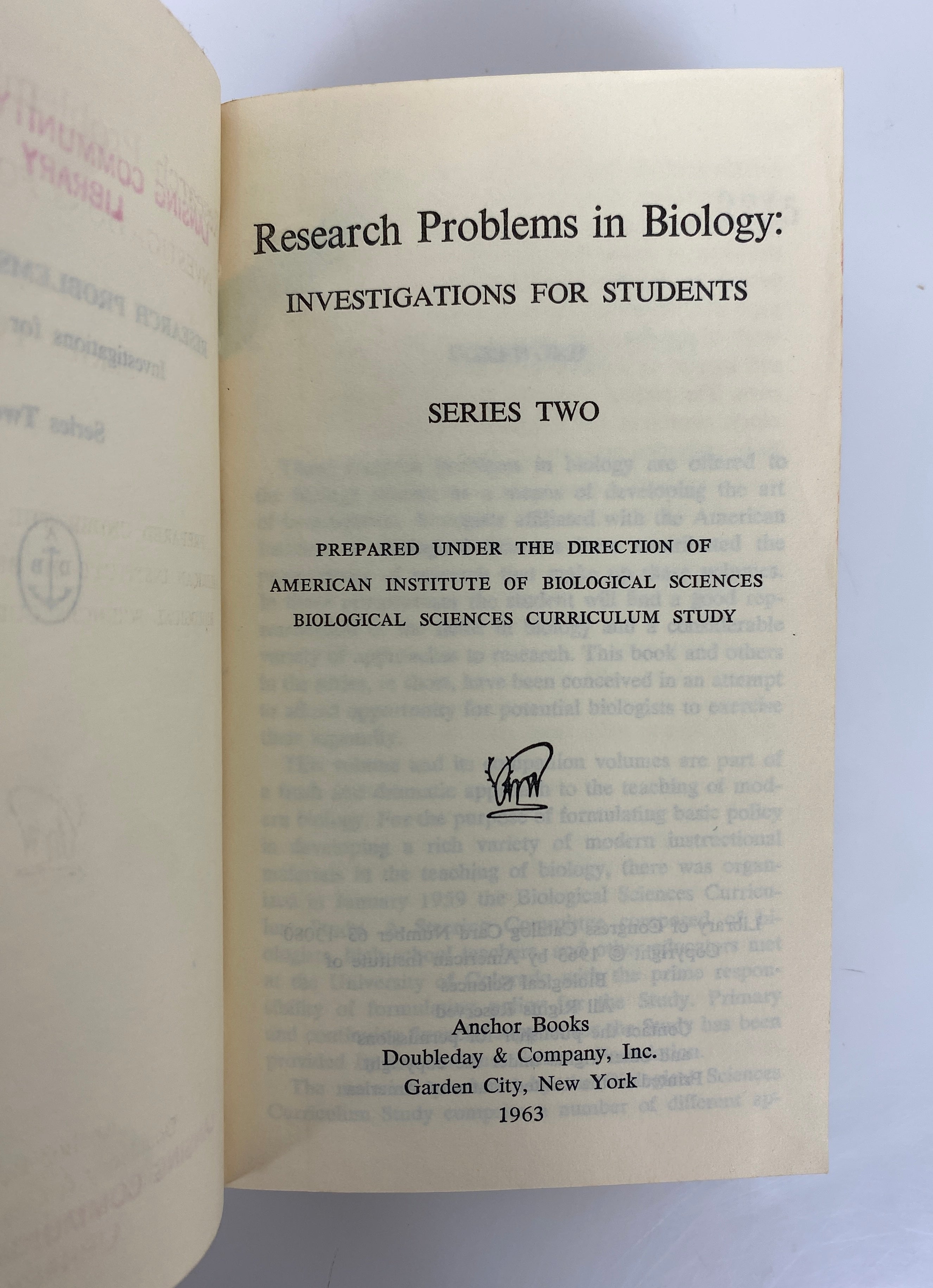 4 Vol Set Research Problems in Biology Investigations for Students Ex-Library HC