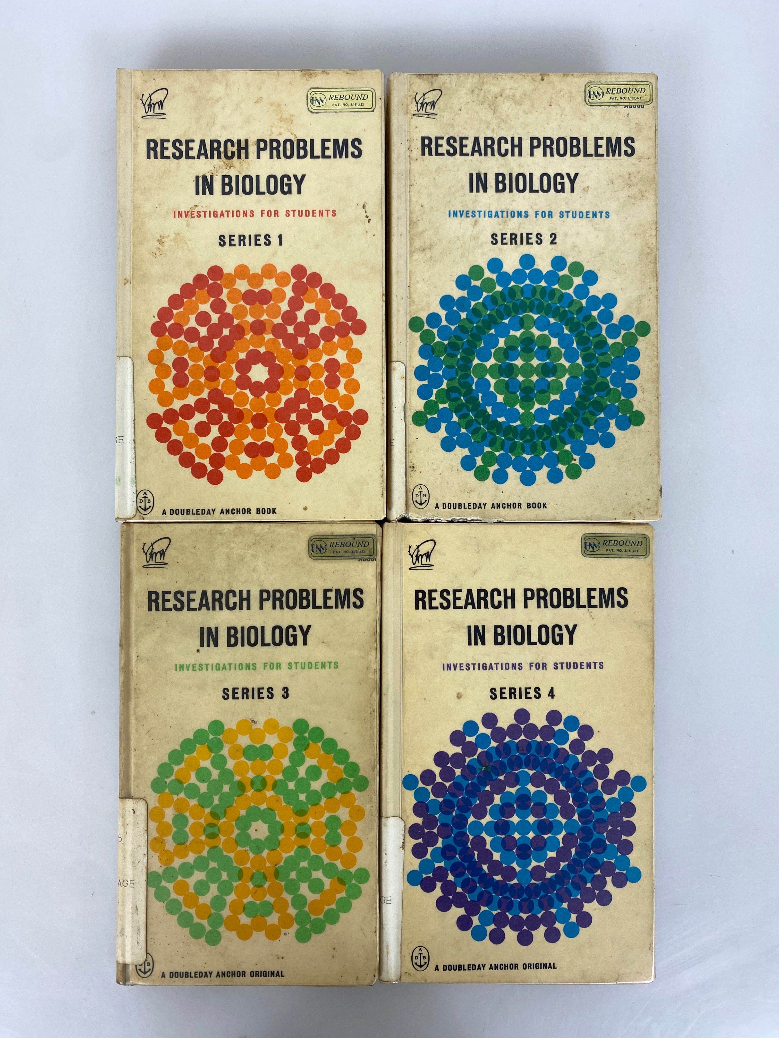4 Vol Set Research Problems in Biology Investigations for Students Ex-Library HC