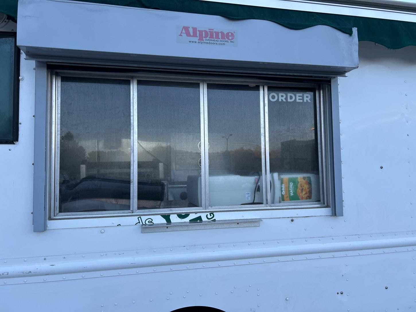 2008 - Workhorse Vending Truck - 1551