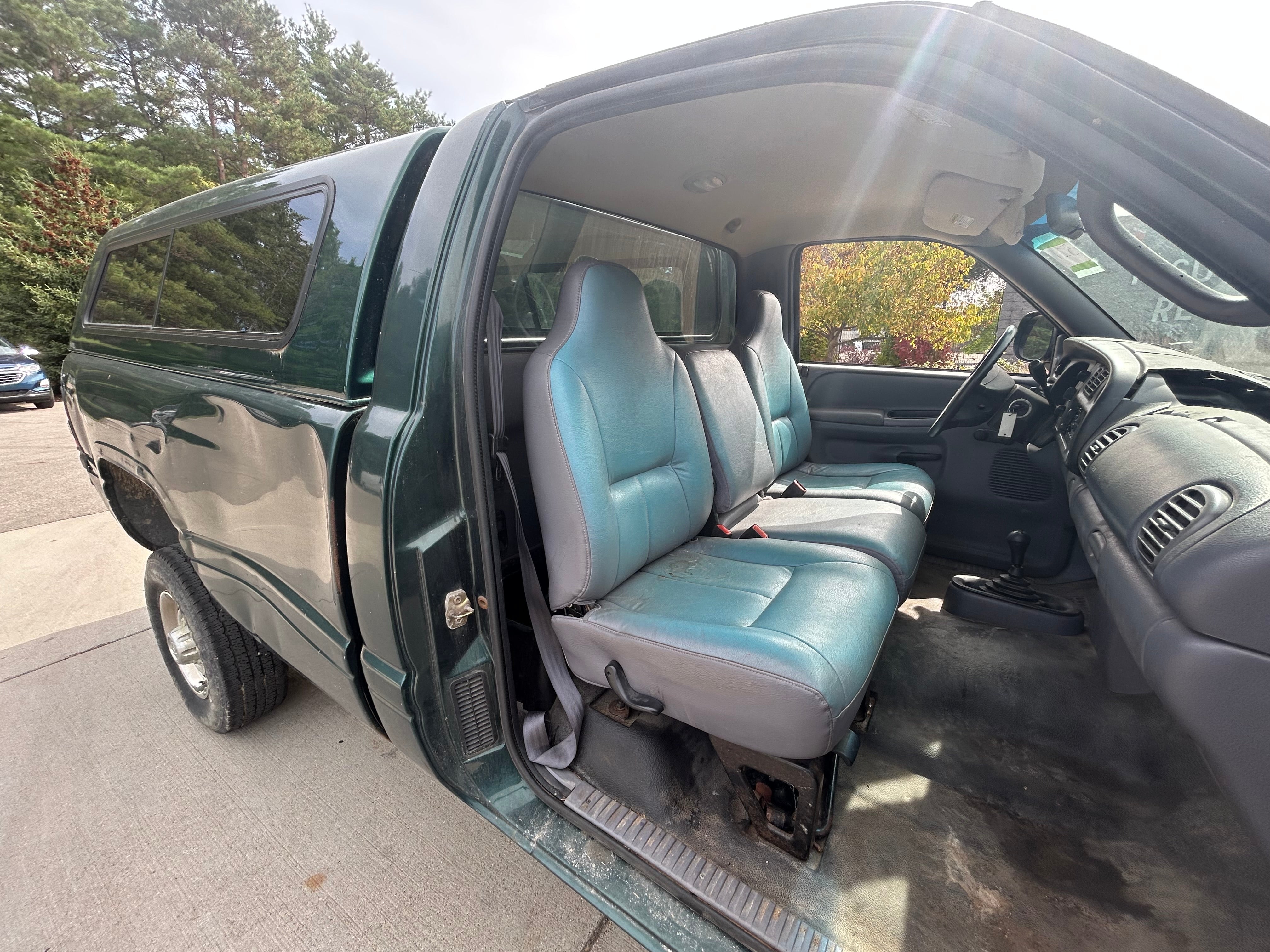 1999 - Dodge Ram Truck - 521