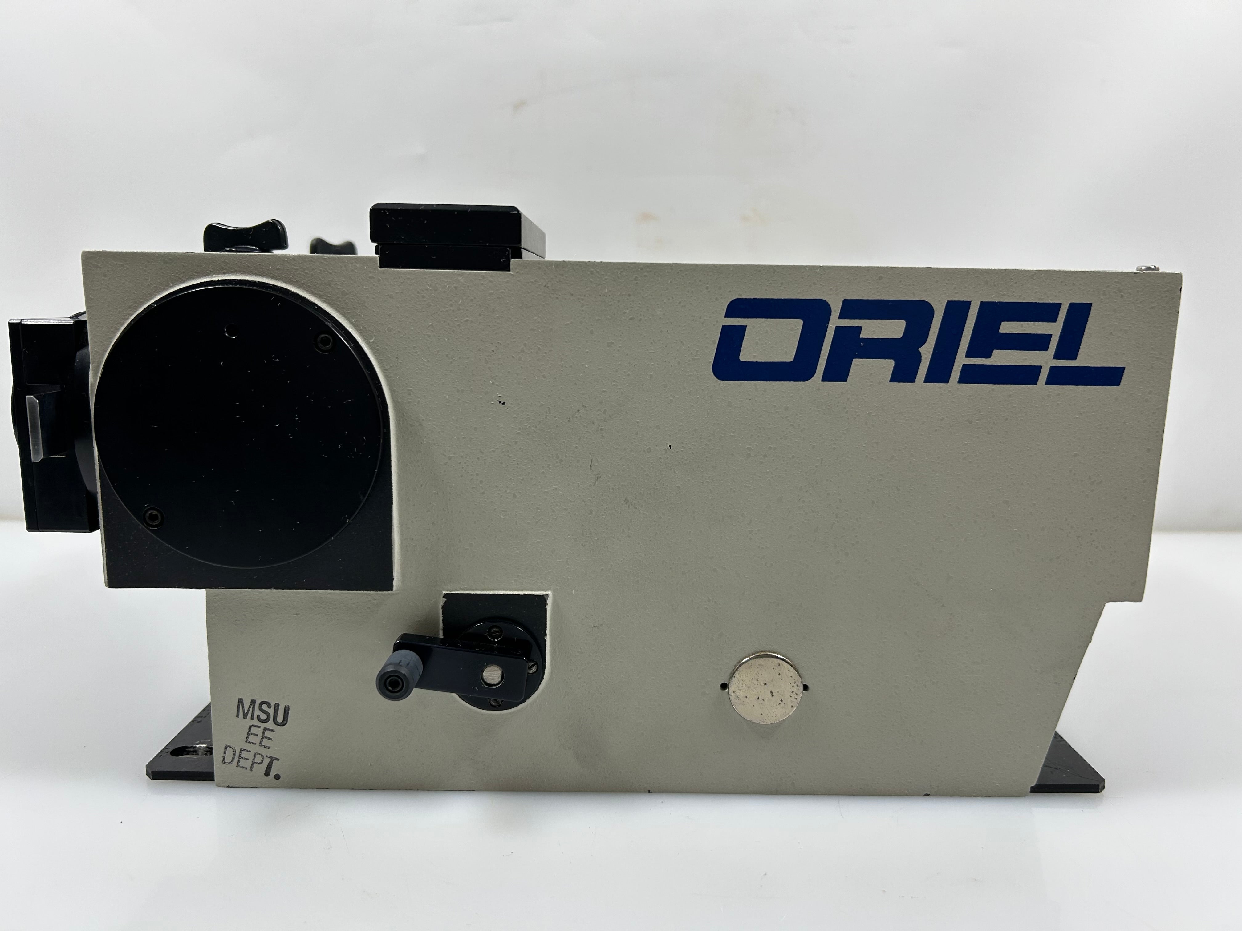 Oriel 77200 Monochromator *Untested*
