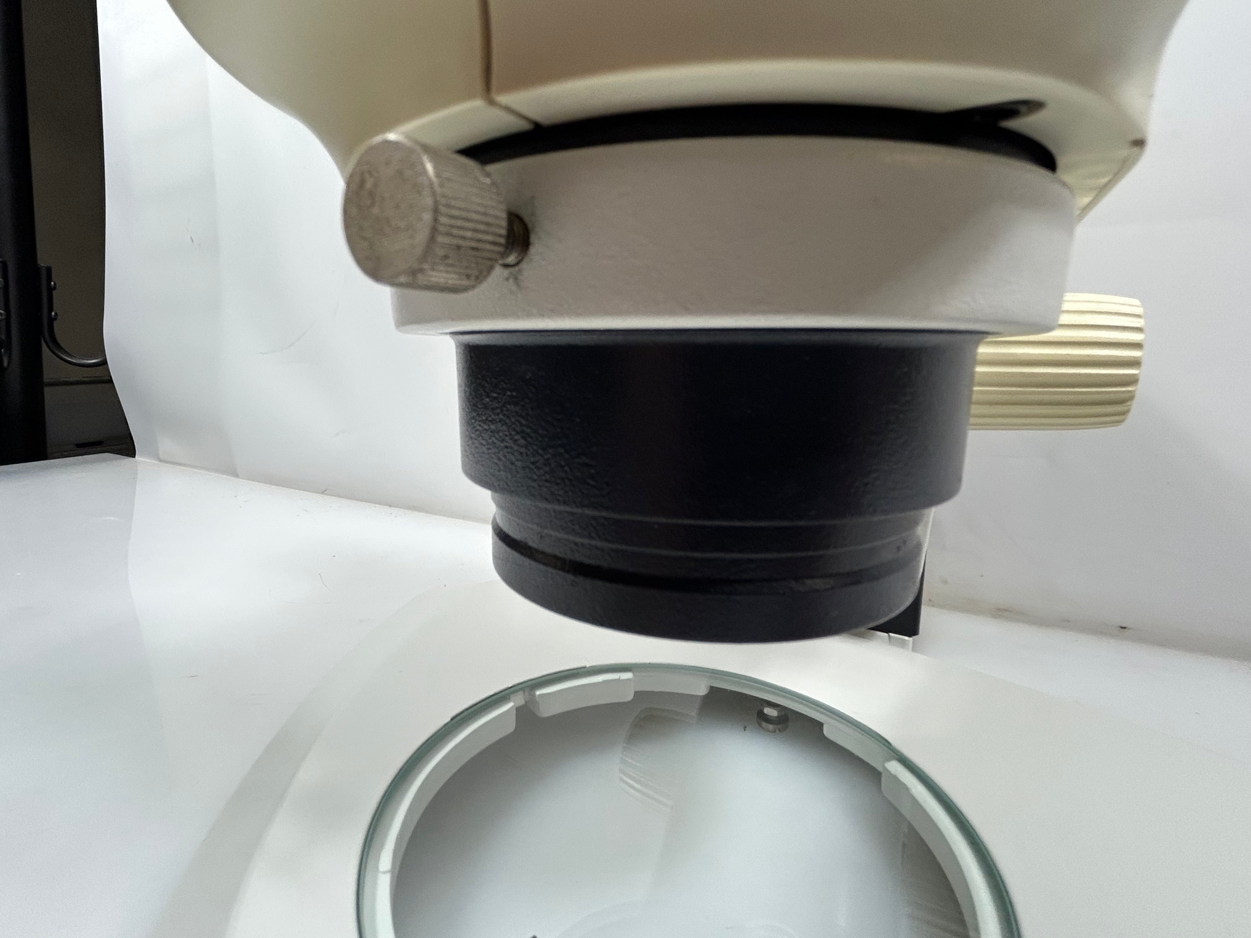 Leica GZ4 Stereo Zoom Microscope