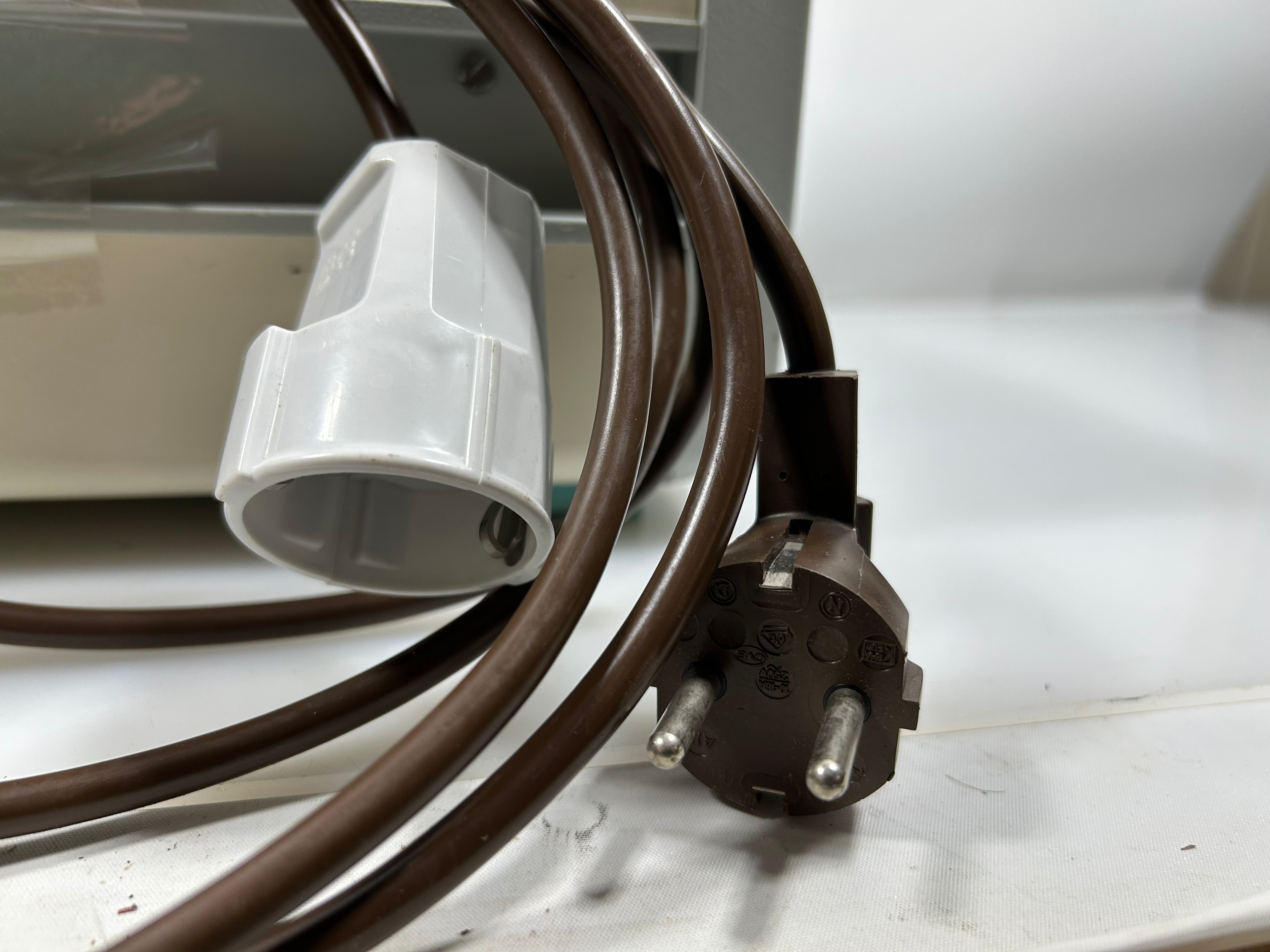 Fischer America Vapor-Liquid Equilibrium Apparatus with Vacuum Pump