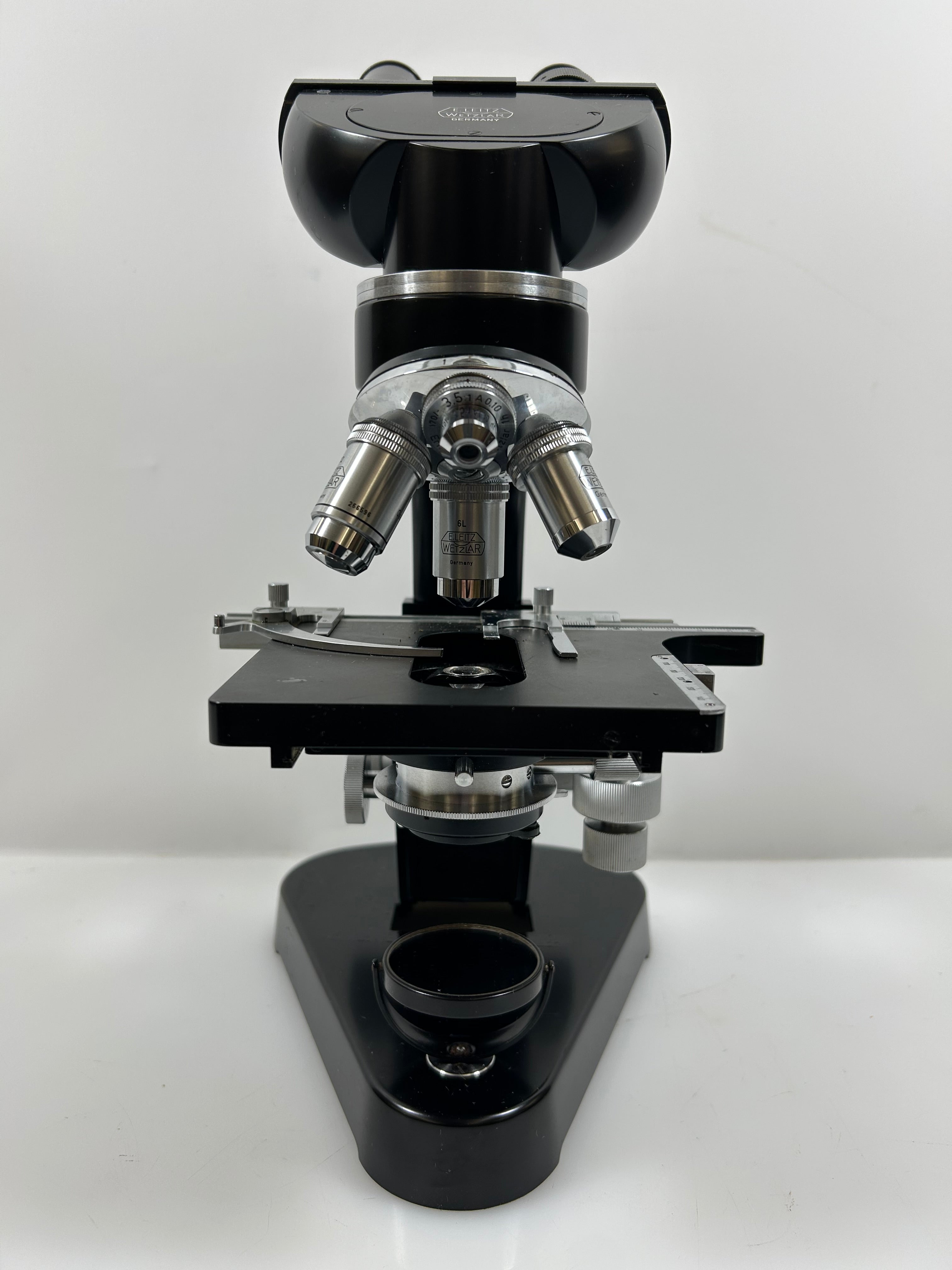 Leitz Binocular Microscope with Mirror Illuminator Model 484103