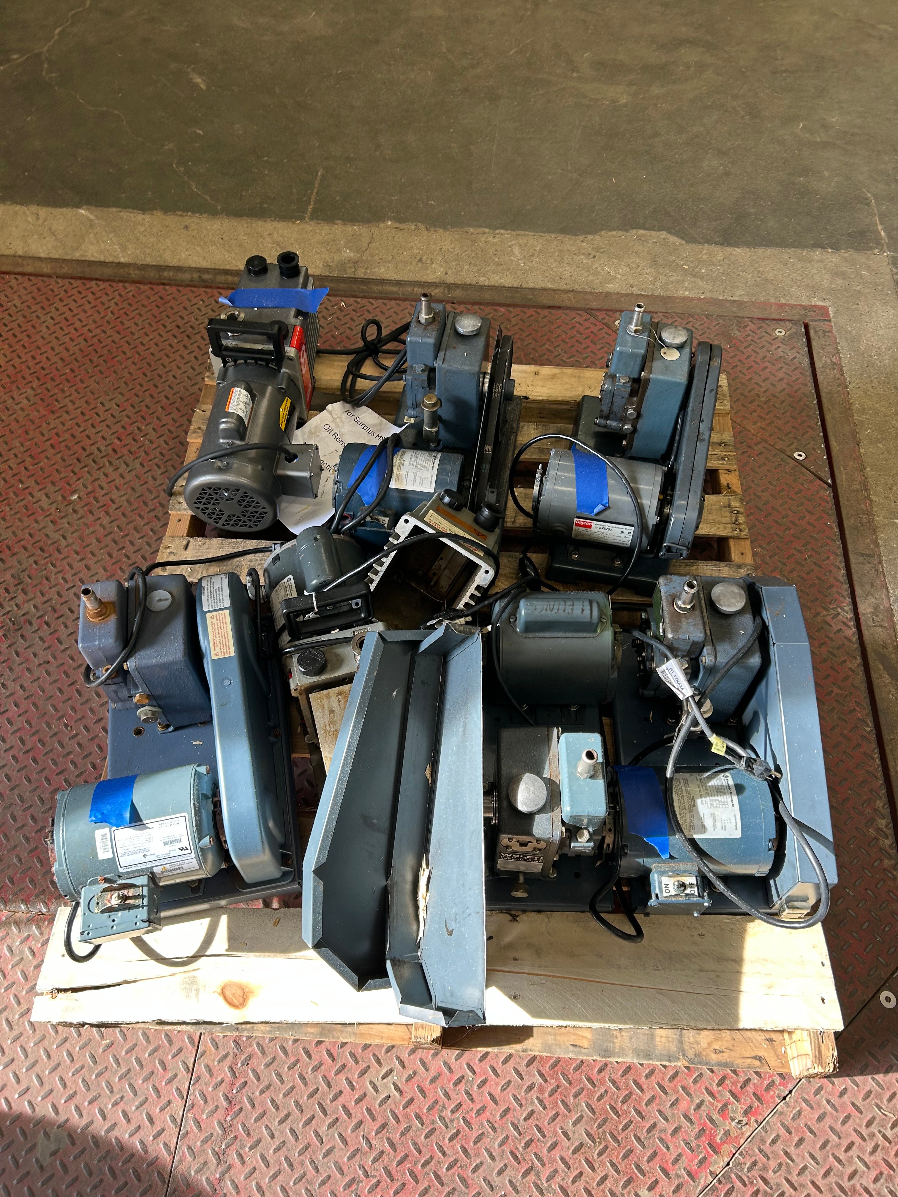 Assortment of Vacuum Pumps *Parts or Repair* #1