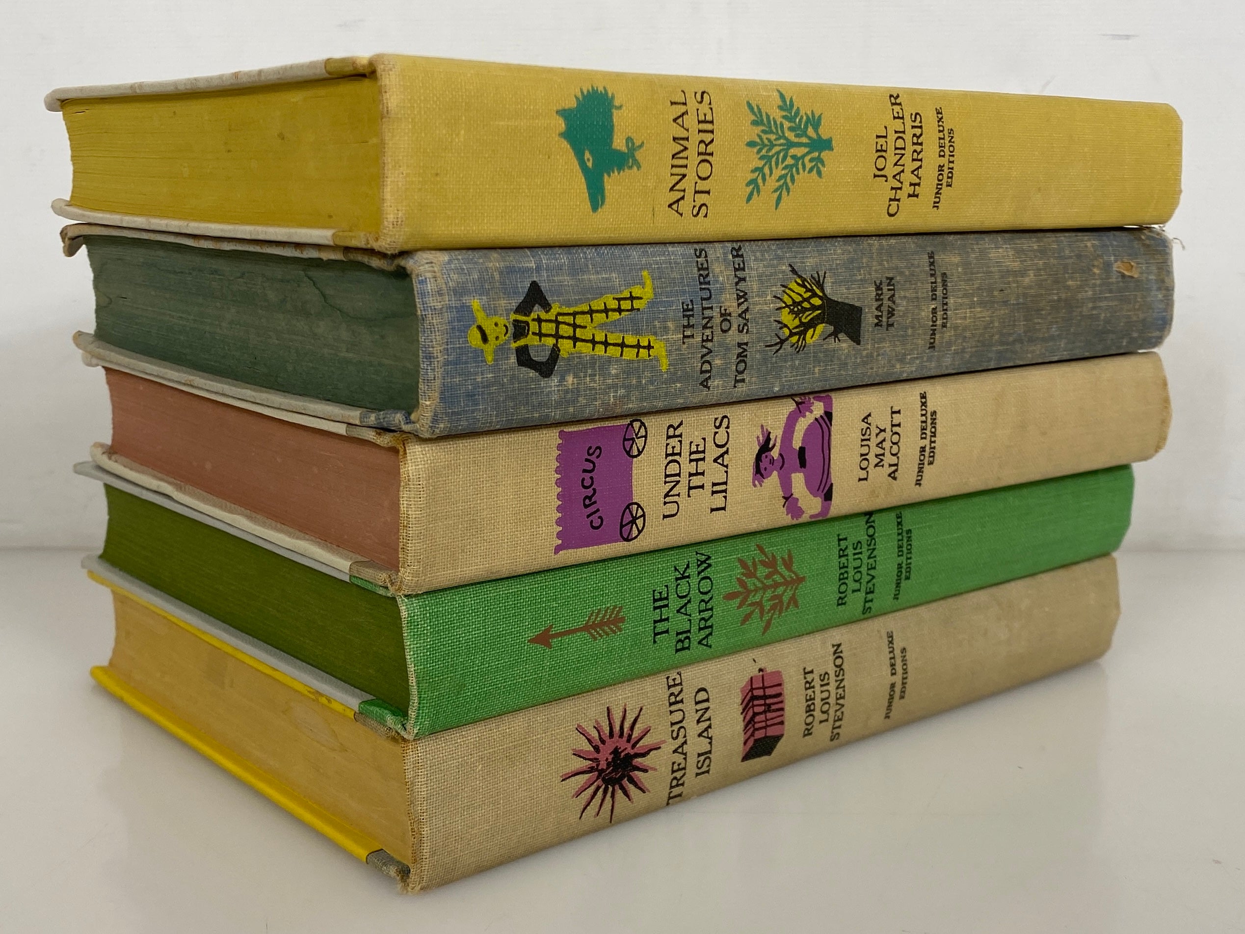 5 Junior Deluxe Editions Under the Lilacs/Treasure Island/Tom Sawyer 1950s HC