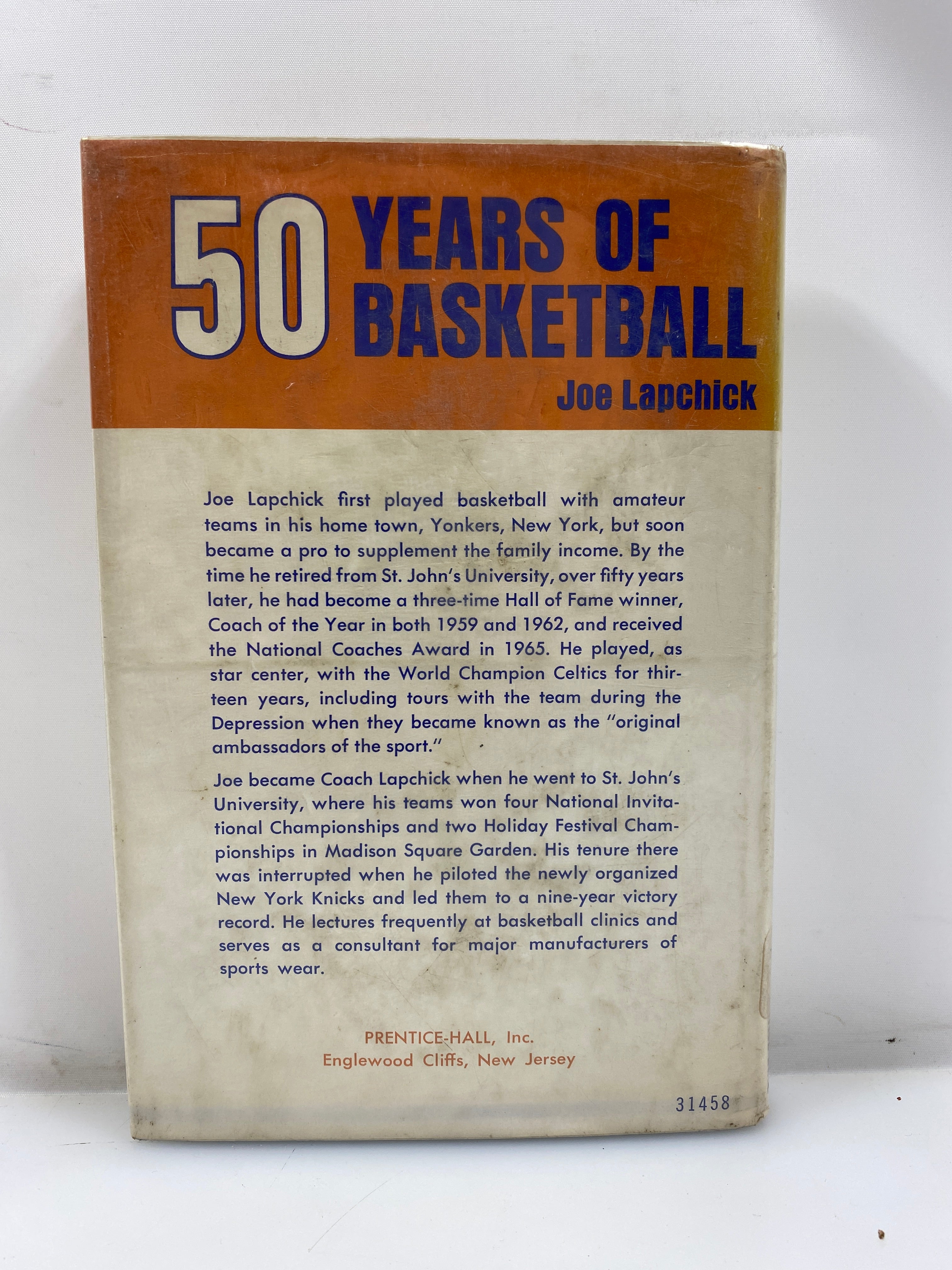50 Years of Basketball by Lapchick 1968 Ex-library HCDJ