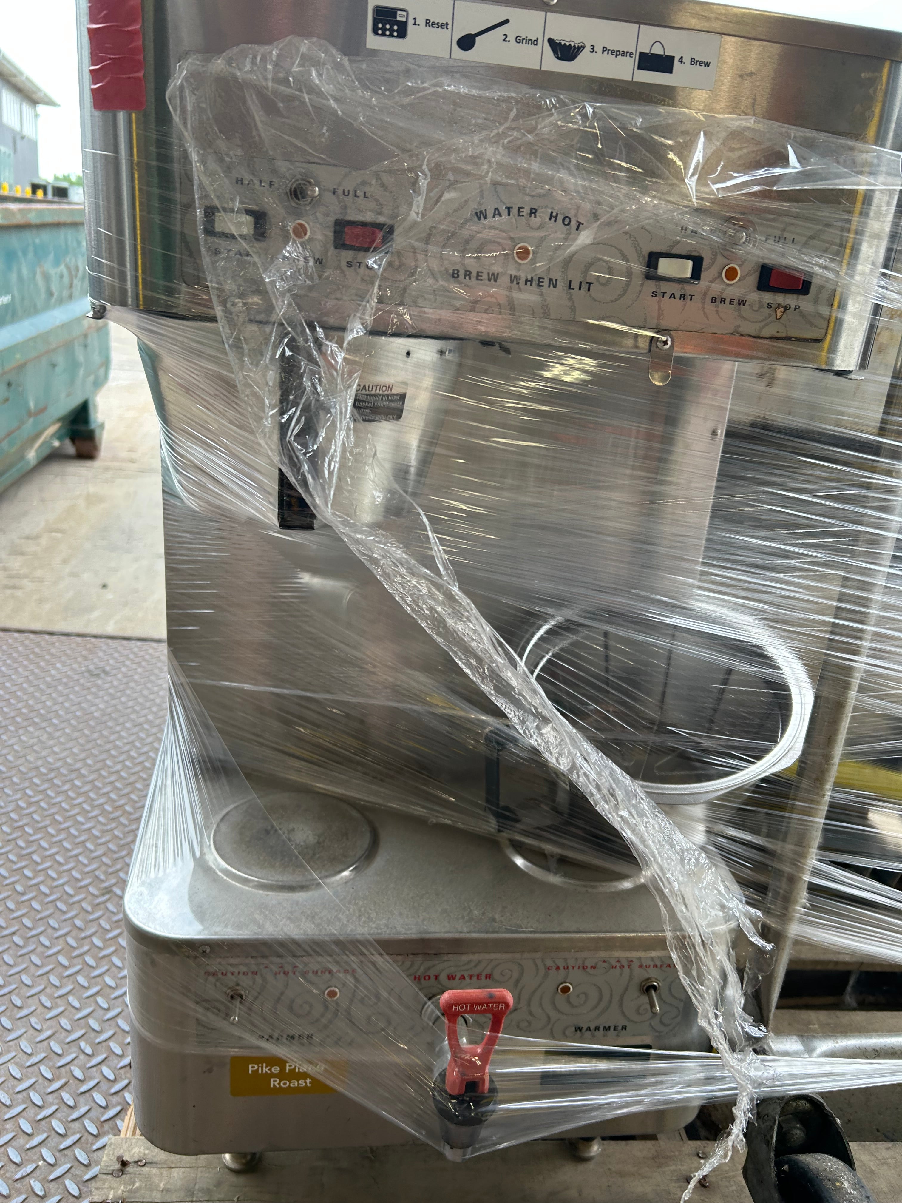 Pallet of Industrial Kitchen Equipment *Parts or Repair* #1