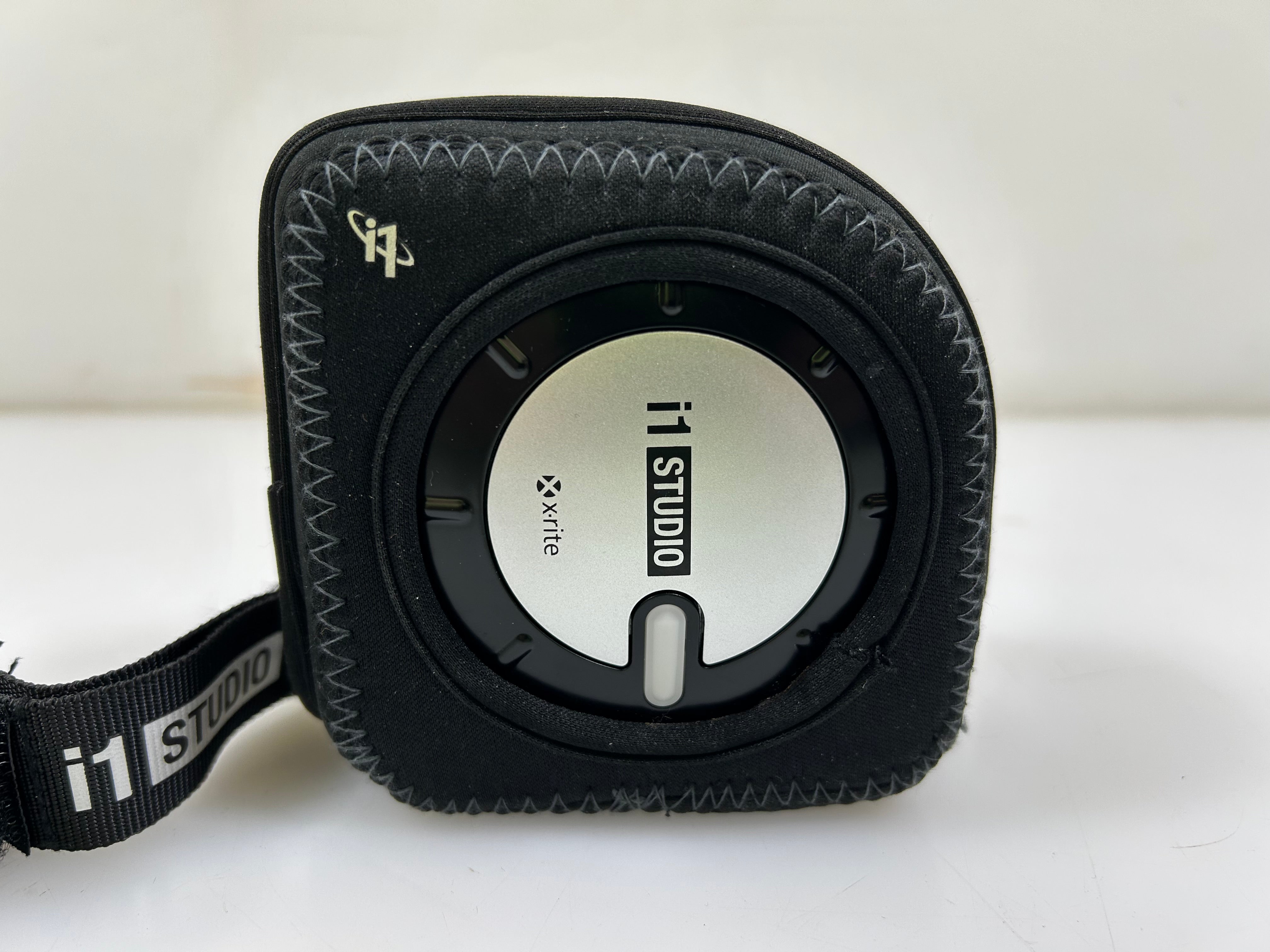 X-Rite i1Studio Spectrophotometer Professional Grade Color Management System