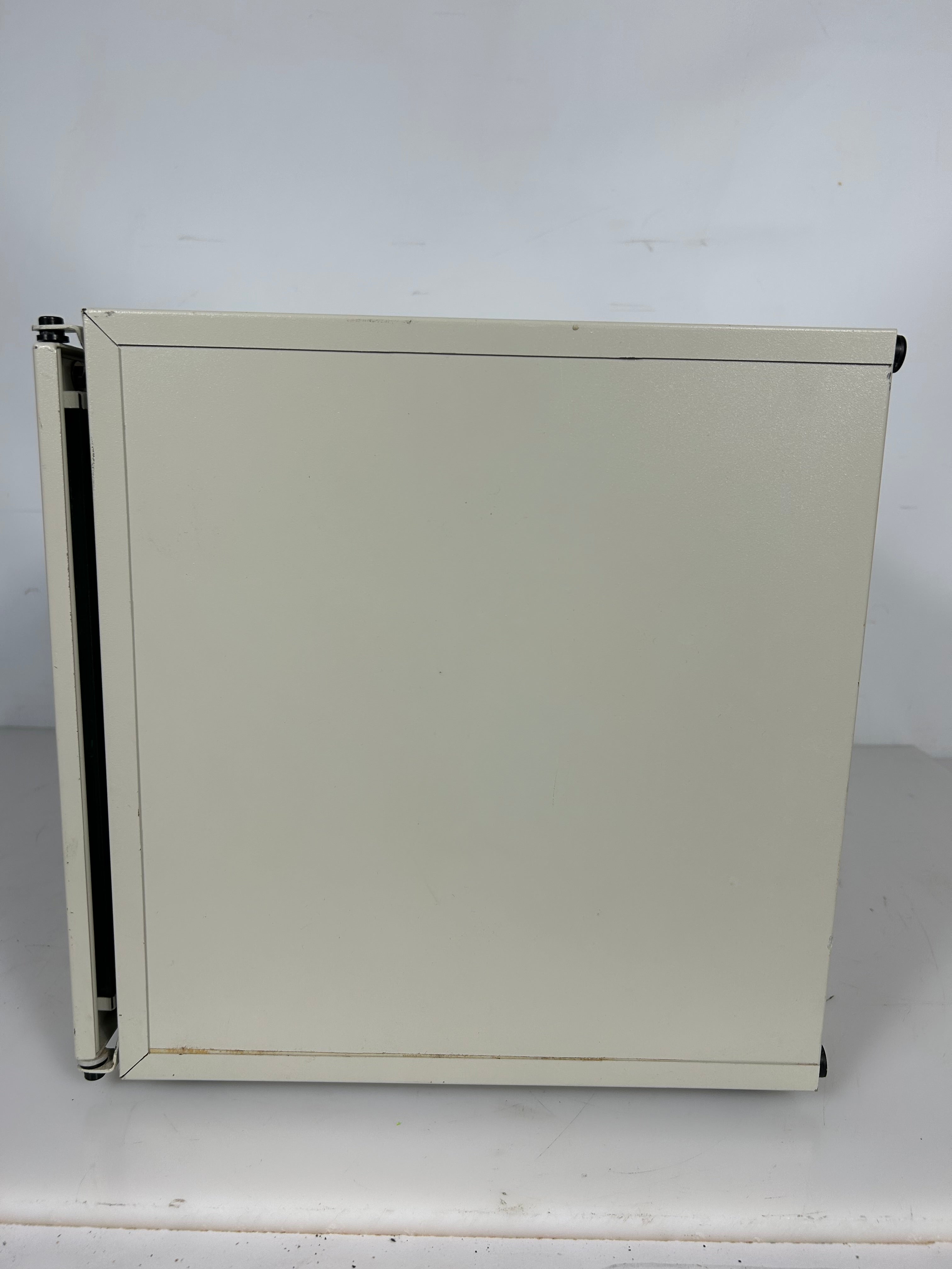 Unitherm Model 6/12 Hybridization Oven