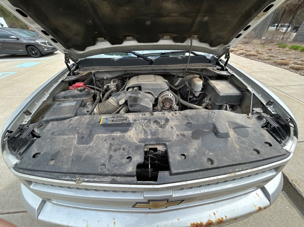 2011 - Chevrolet Silverado Pickup LT - 1696