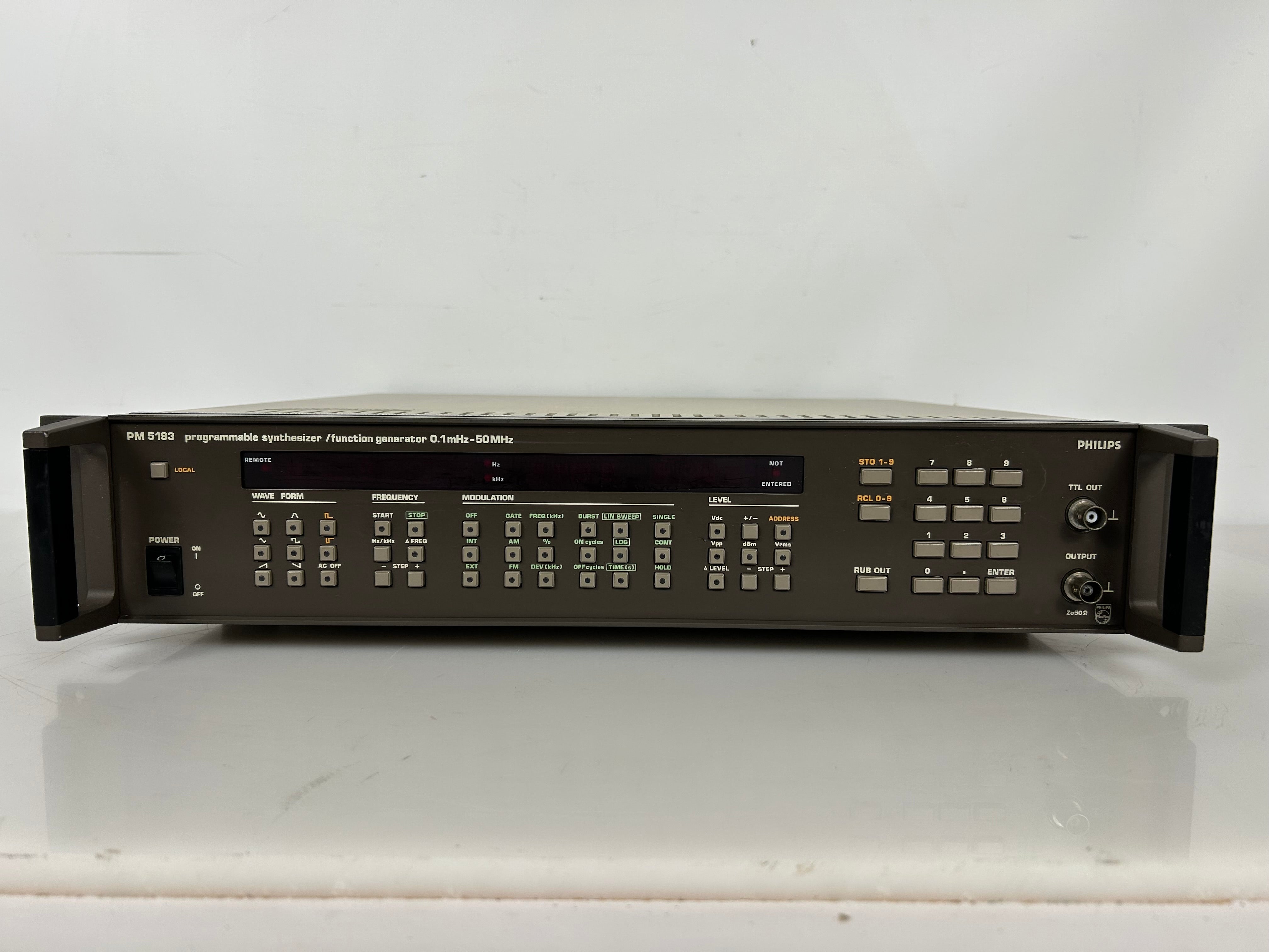 Phillips PM5193 Programmable Synthesizer/Function Generator *Untested*