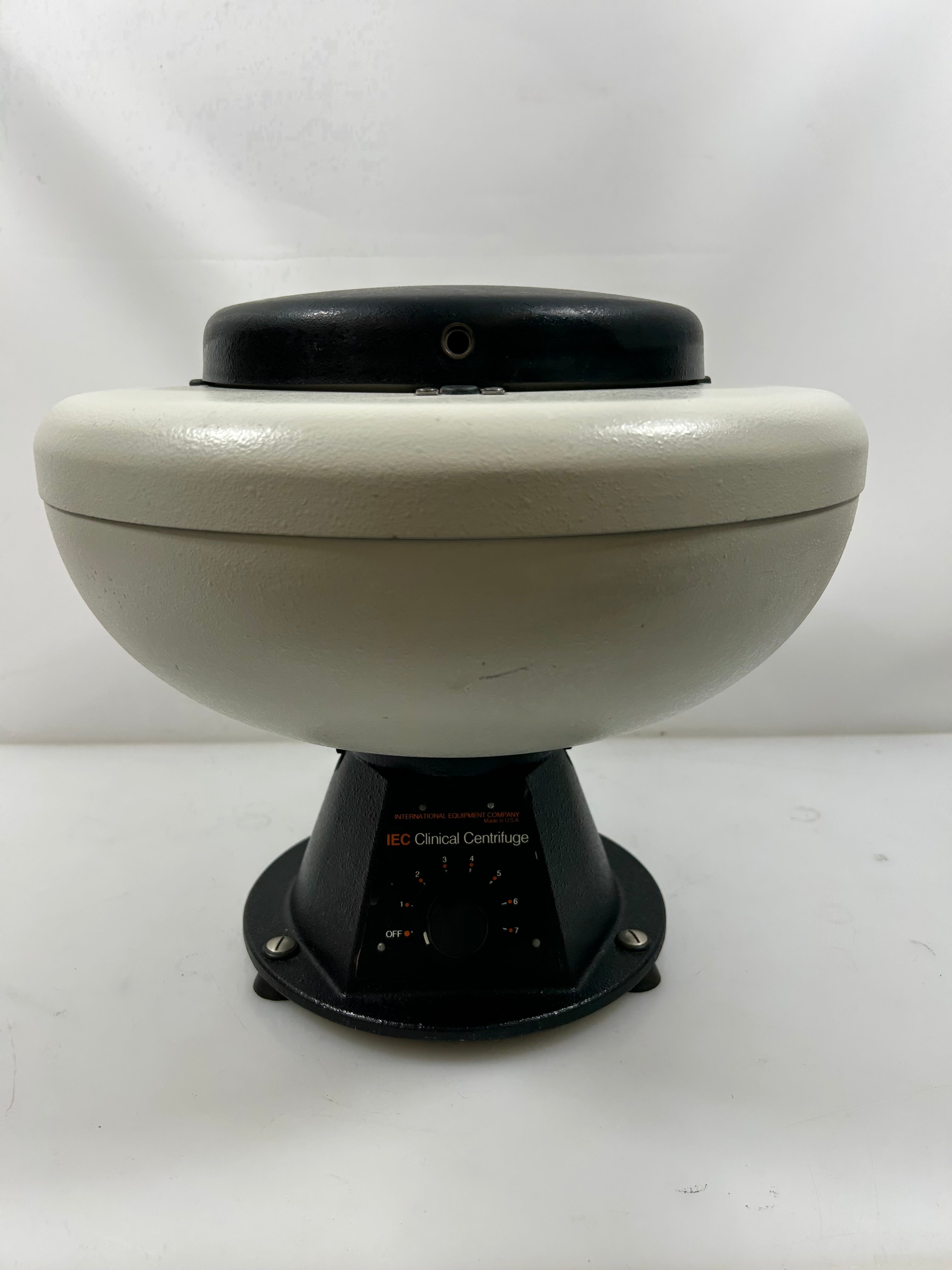 IEC Clinical Centrifuge 12 Rotor Tube Capacity