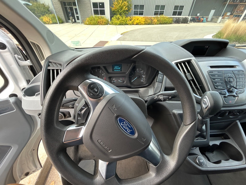 2017 - Ford Transit XLT - W314