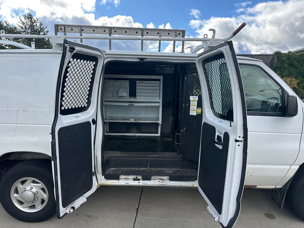 2014 - Ford Econoline E250 Glass Van - 1661
