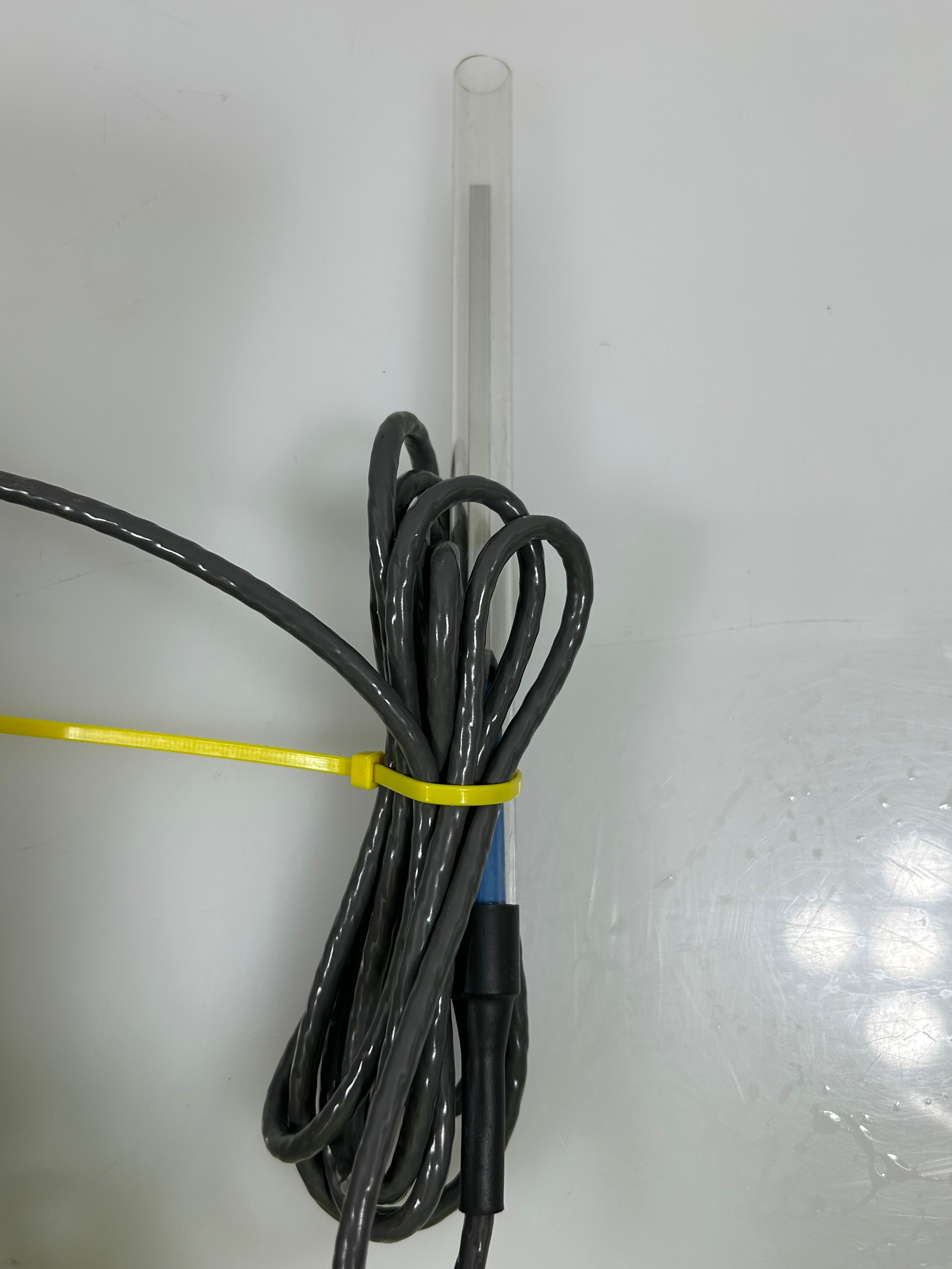 Lake Shore Model 421 Gaussmeter