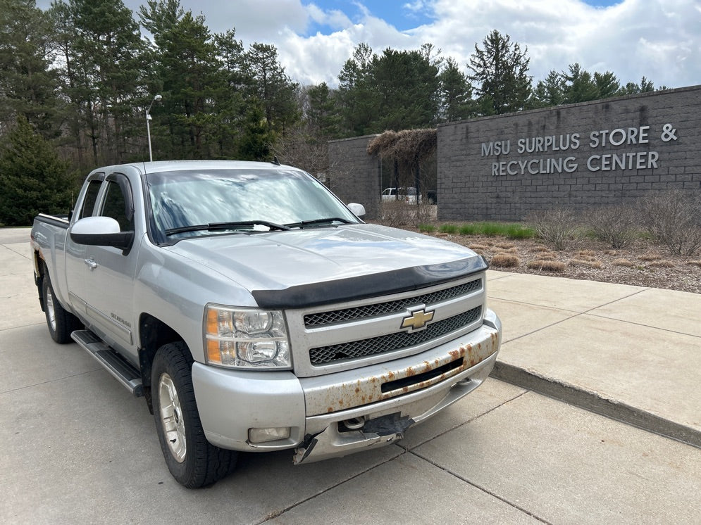 2011 - Chevrolet Silverado Pickup LT - 1696