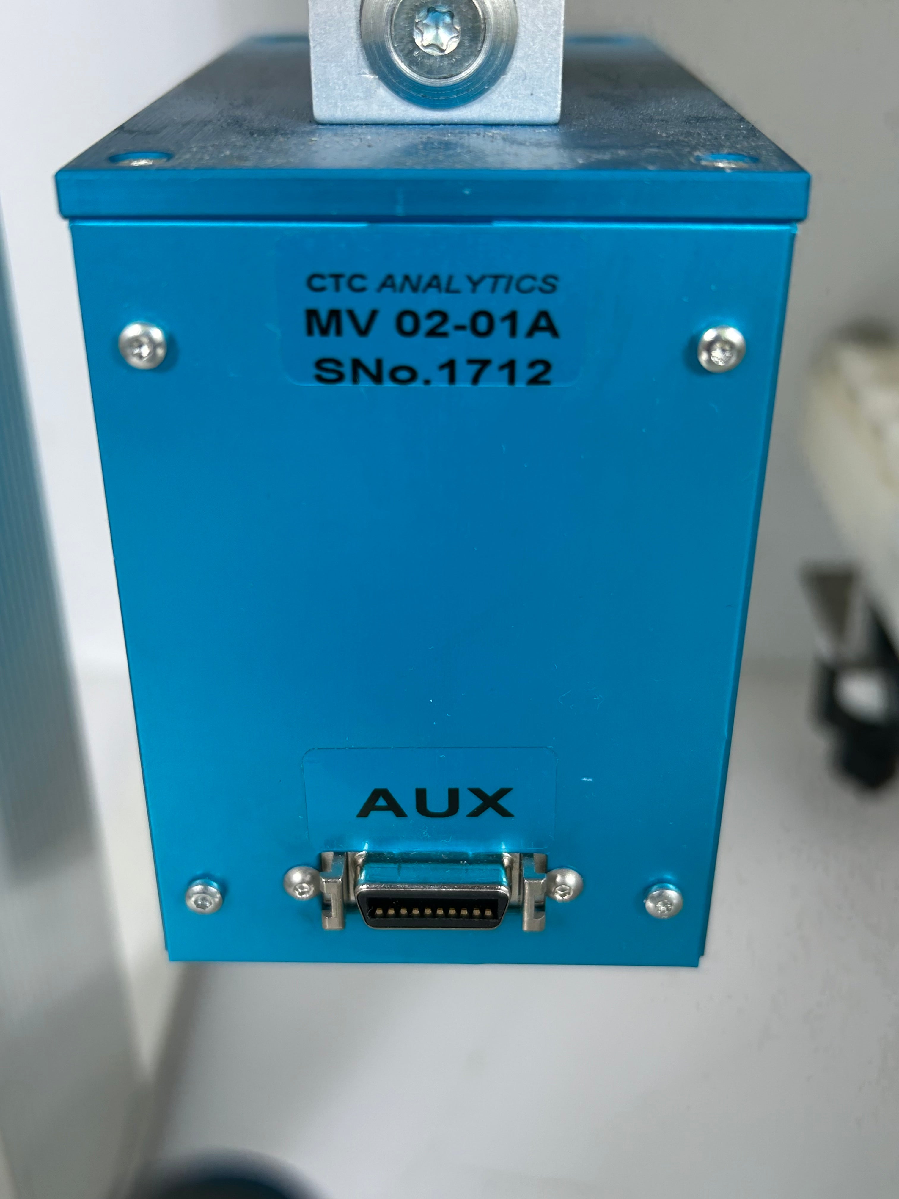 Shimadzu SIL 5000 Auto Injector/Autosampler *Parts* *Untested*