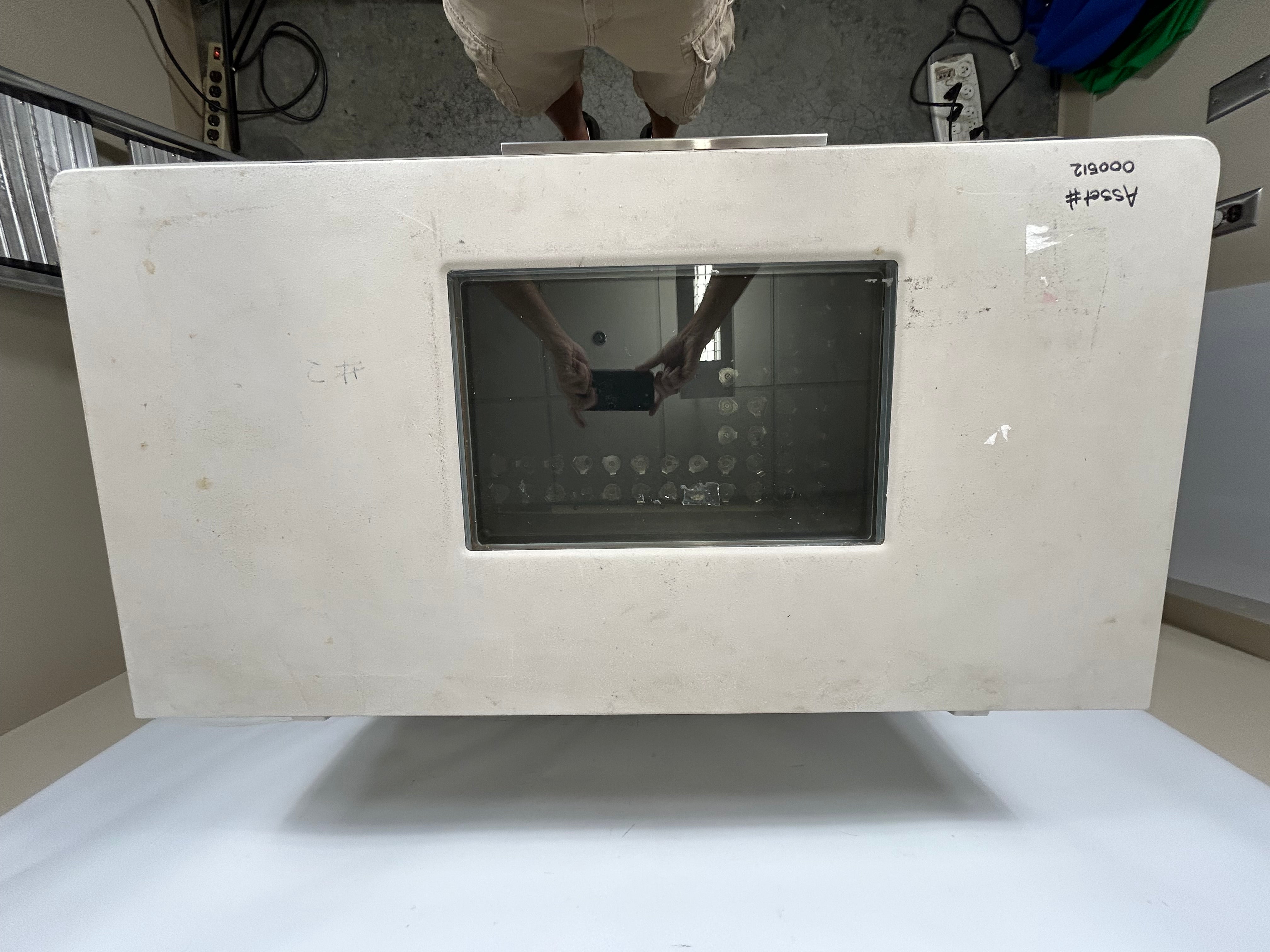 New Brunswick Innova 4330 Refrigerated Incubator Shaker