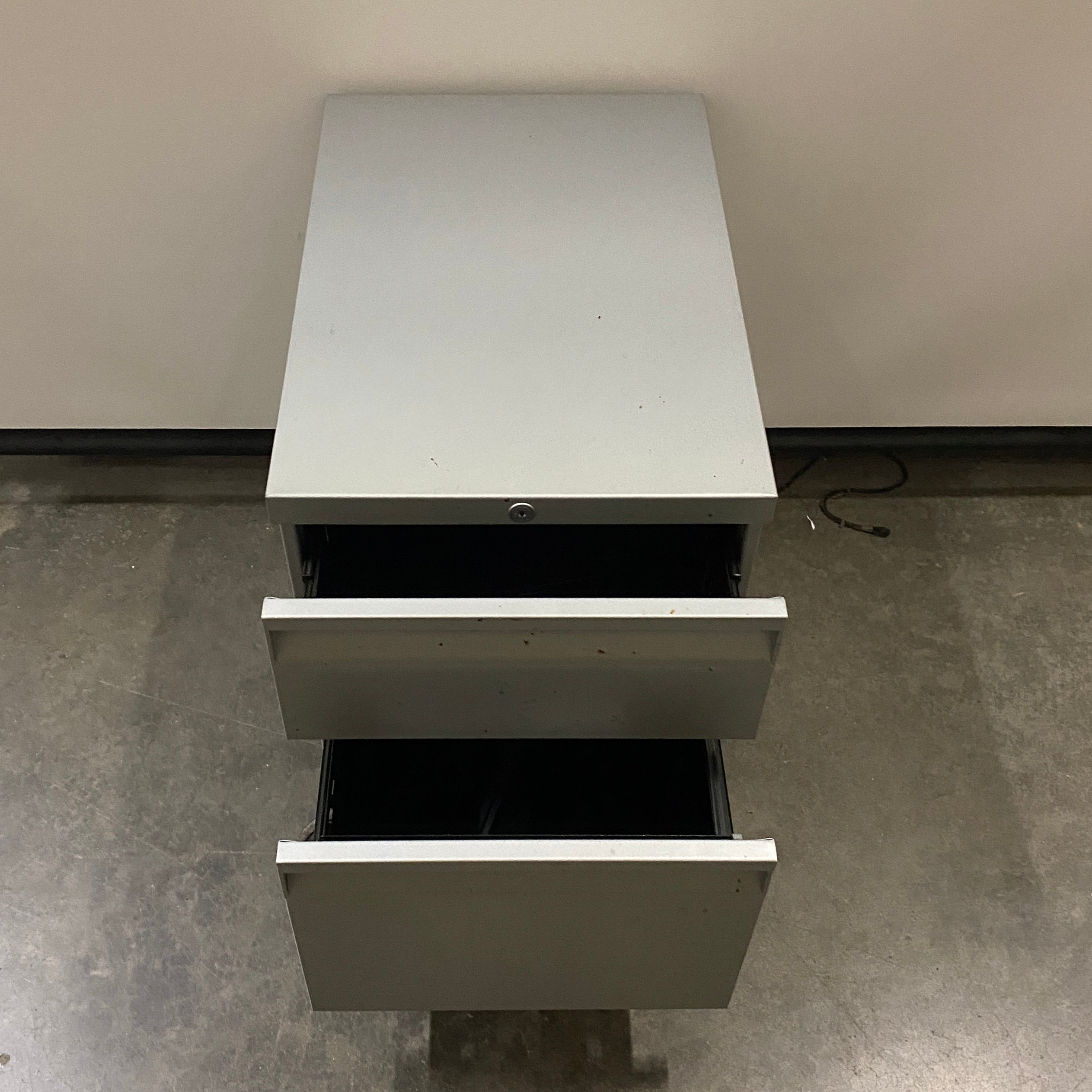 2-Drawer Mobile Metal File Cabinet with Lock & Casters – Gray