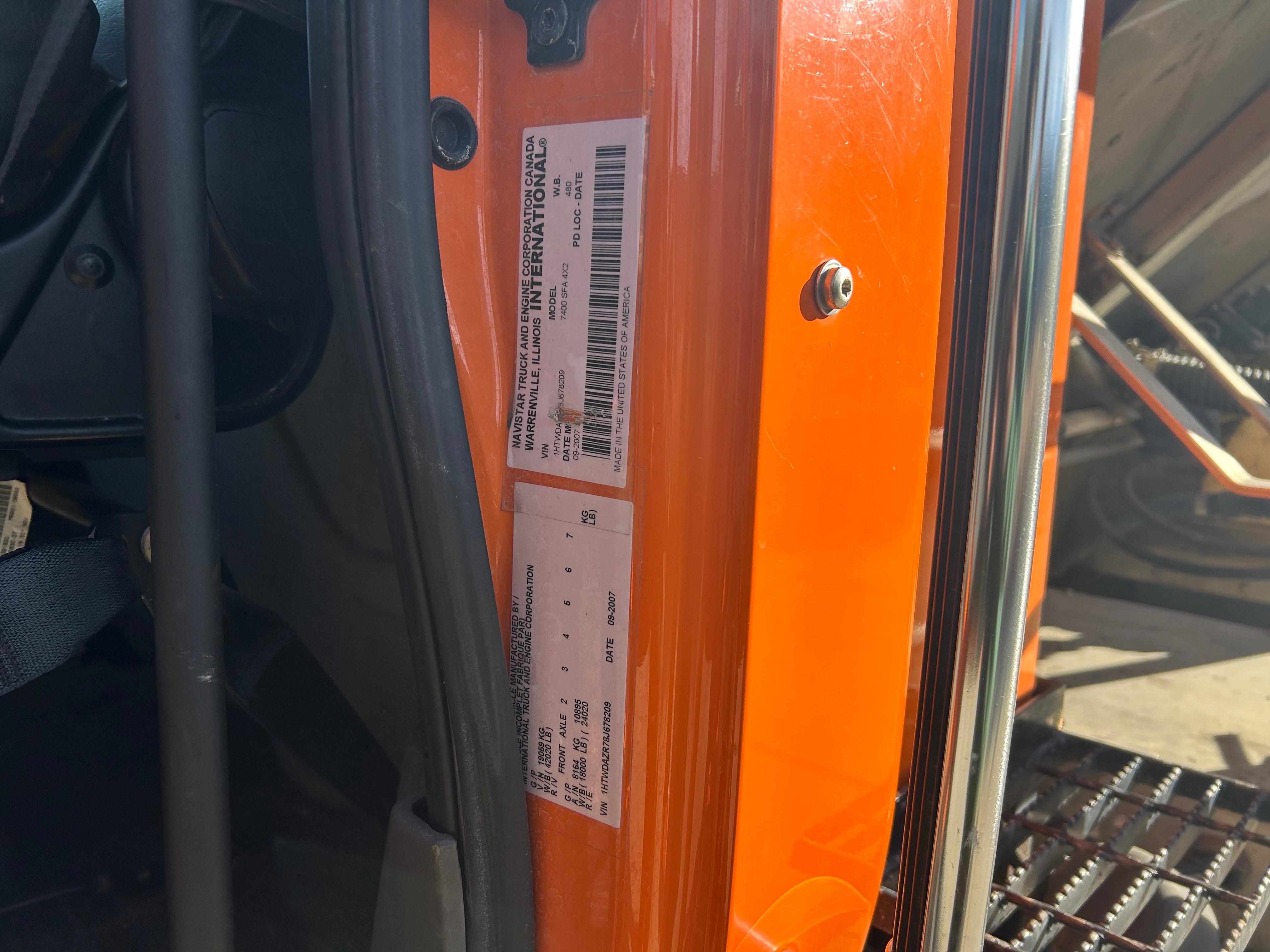 2008 - International Diamond Snowplow- 1208