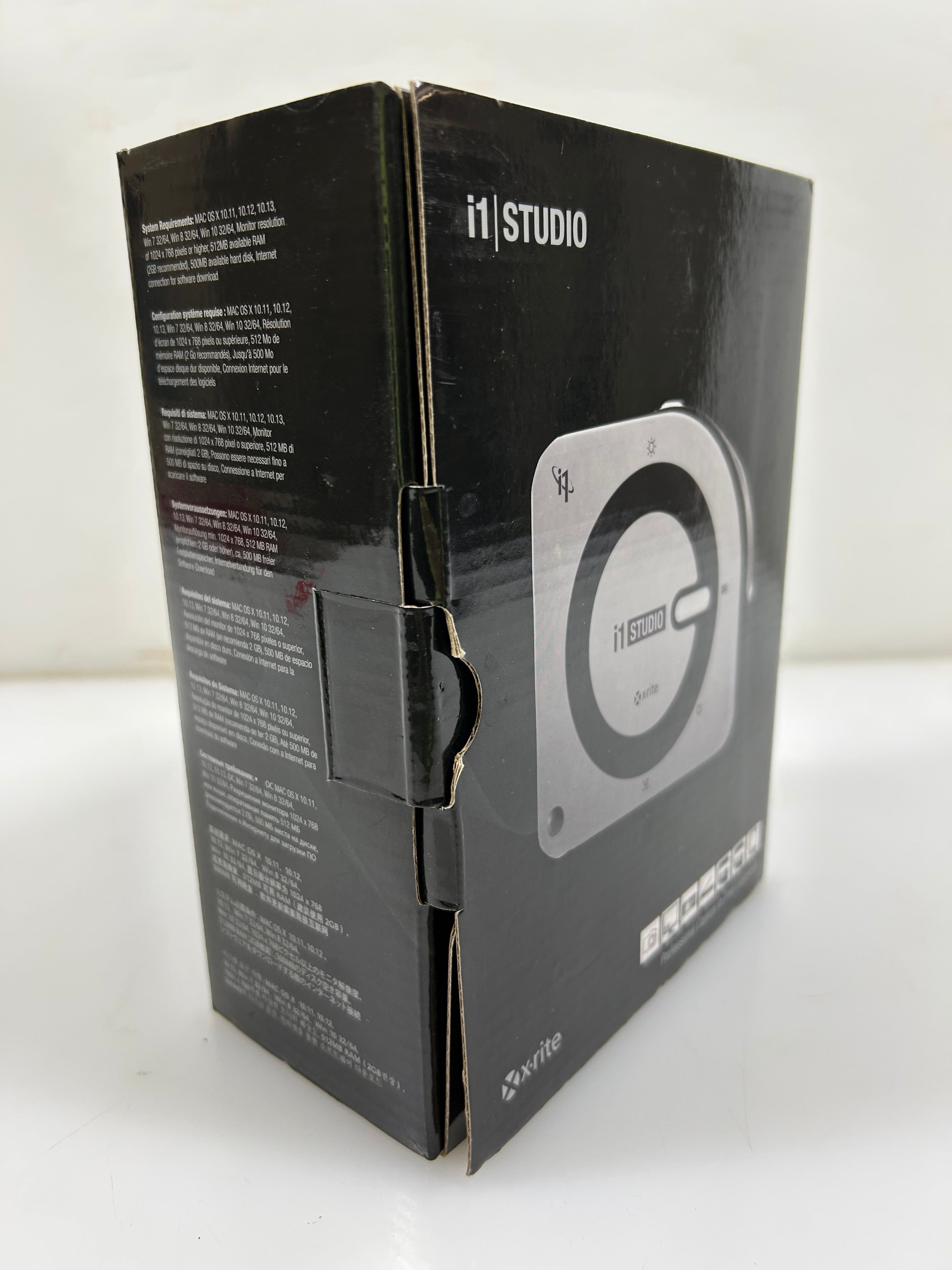 X-Rite i1Studio Spectrophotometer Professional Grade Color Management System