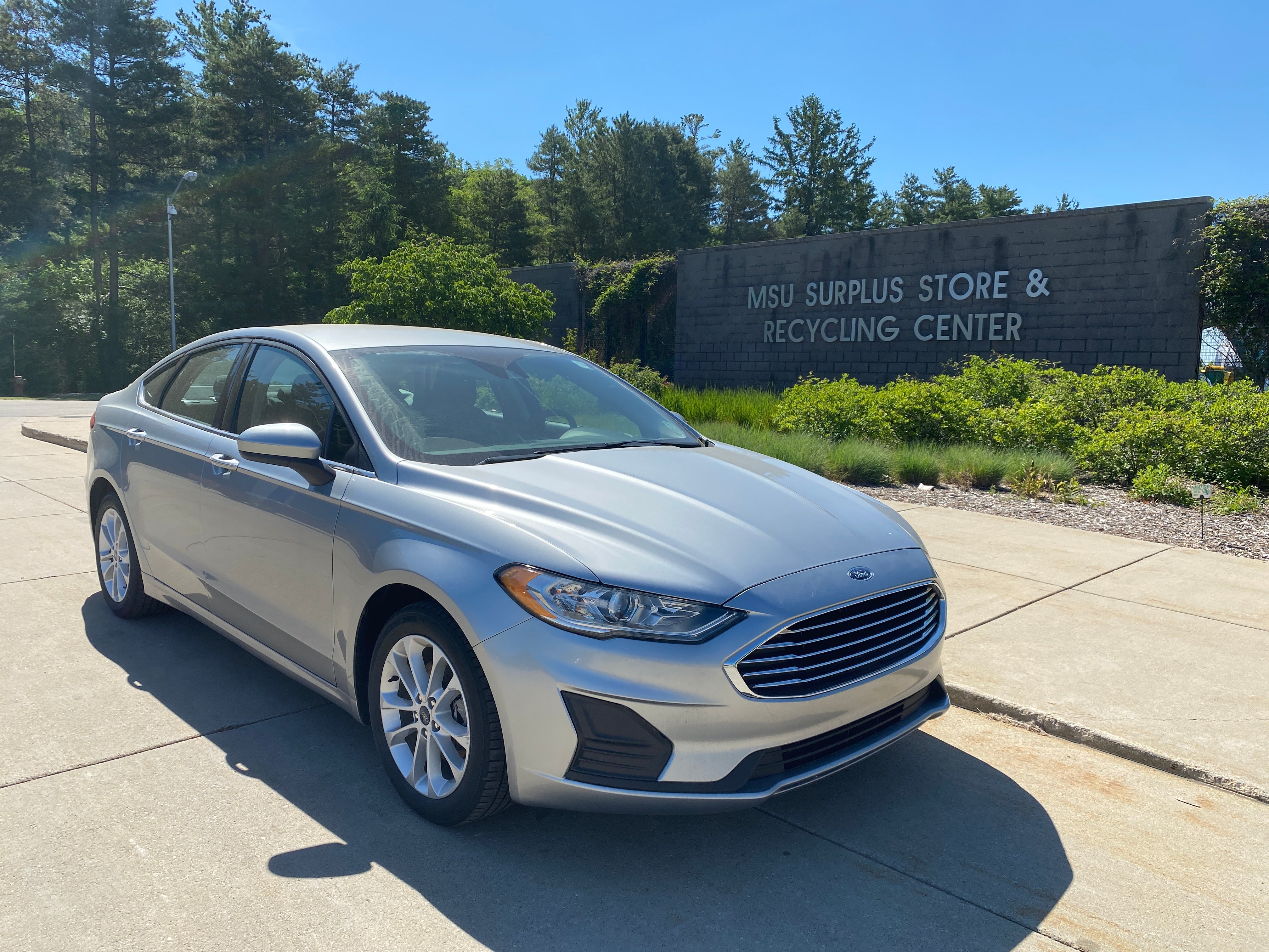 2020 - Ford Fusion Hybrid SE Sedan - A505