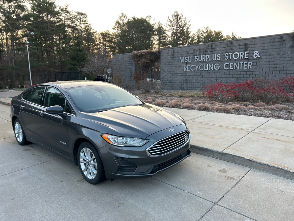 2019 - Ford Fusion SE Hybrid - Y50