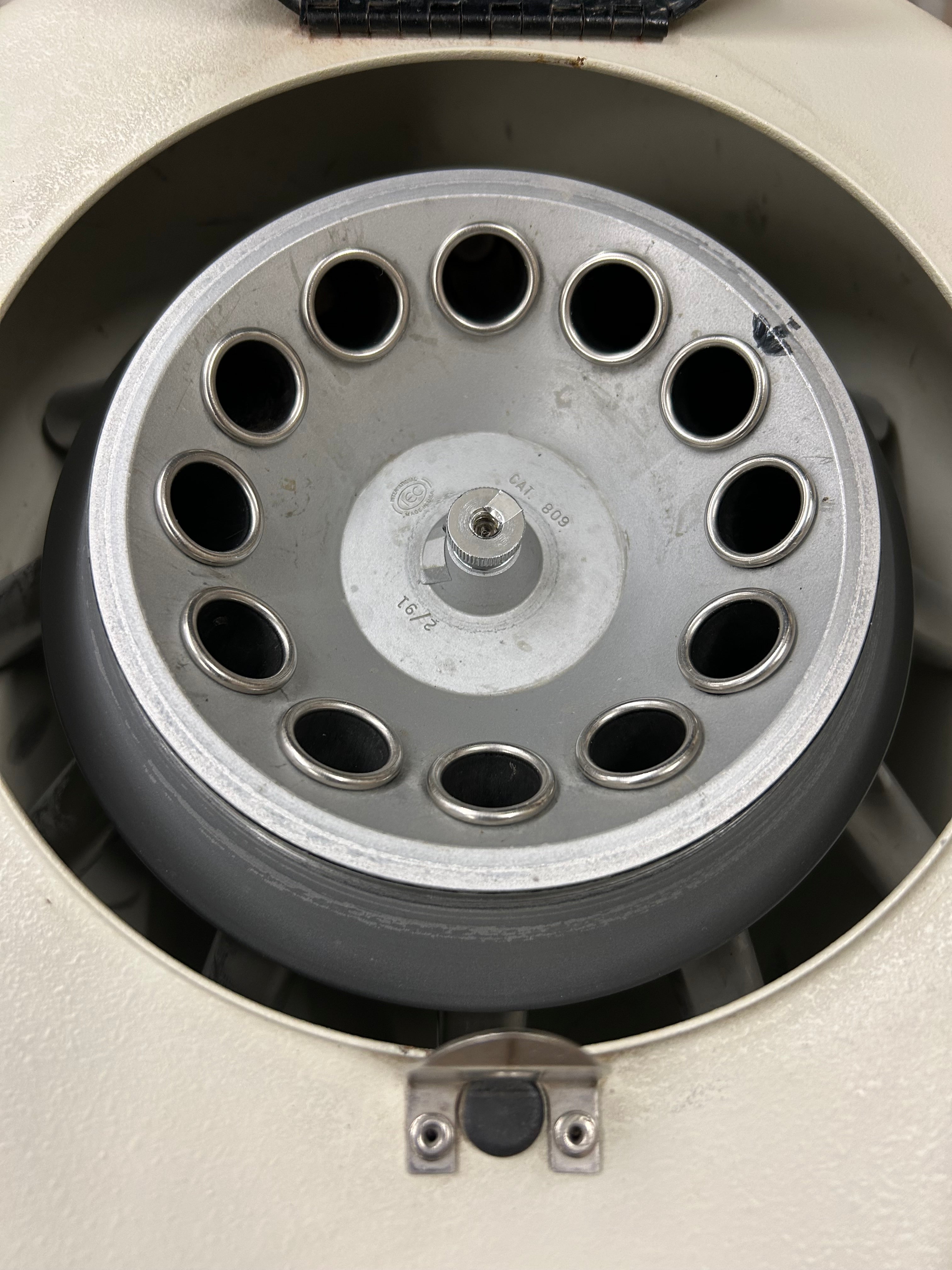 IEC Clinical Centrifuge 12 Rotor Tube Capacity