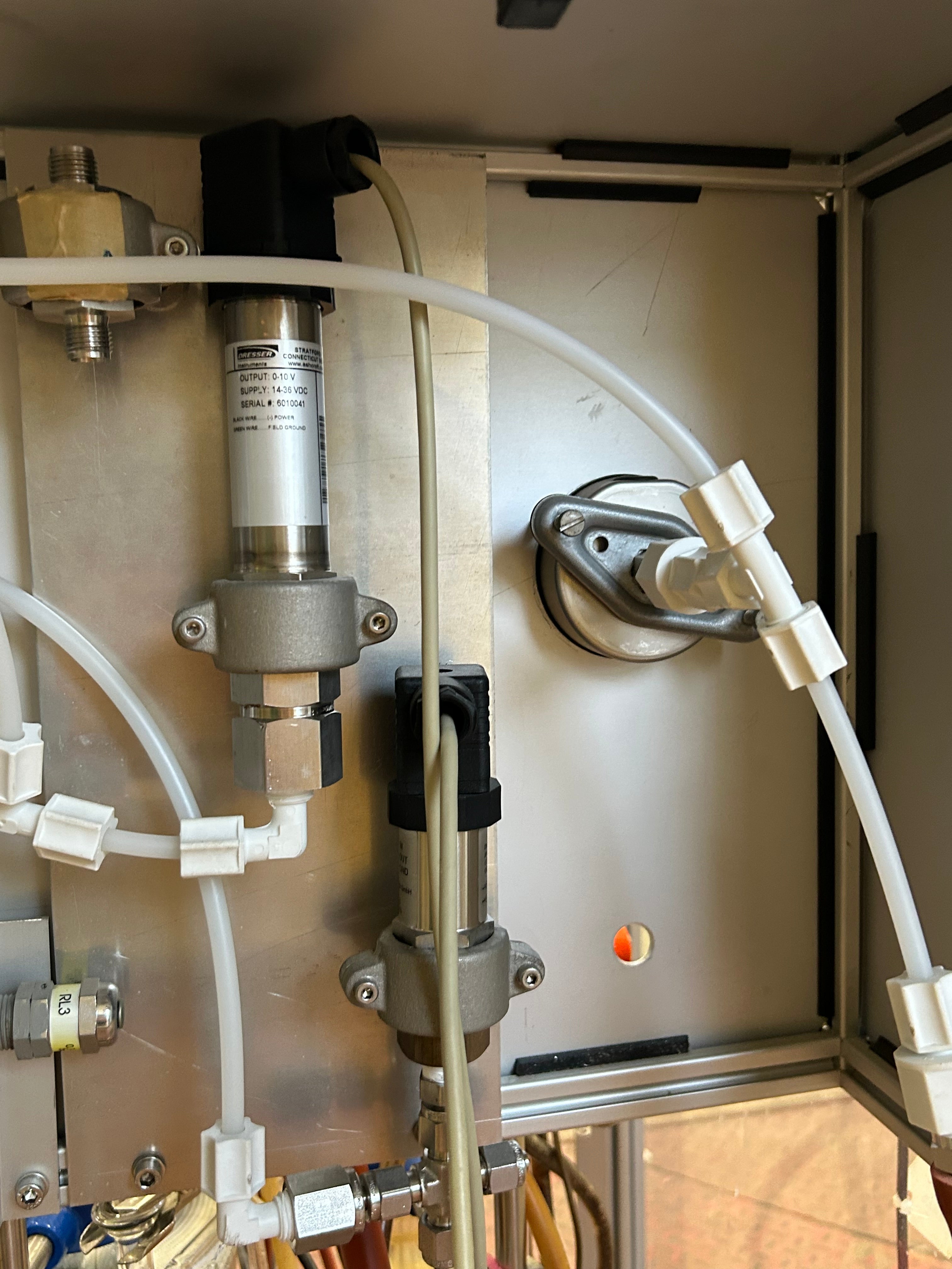 Fischer America Vapor-Liquid Equilibrium Apparatus with Vacuum Pump