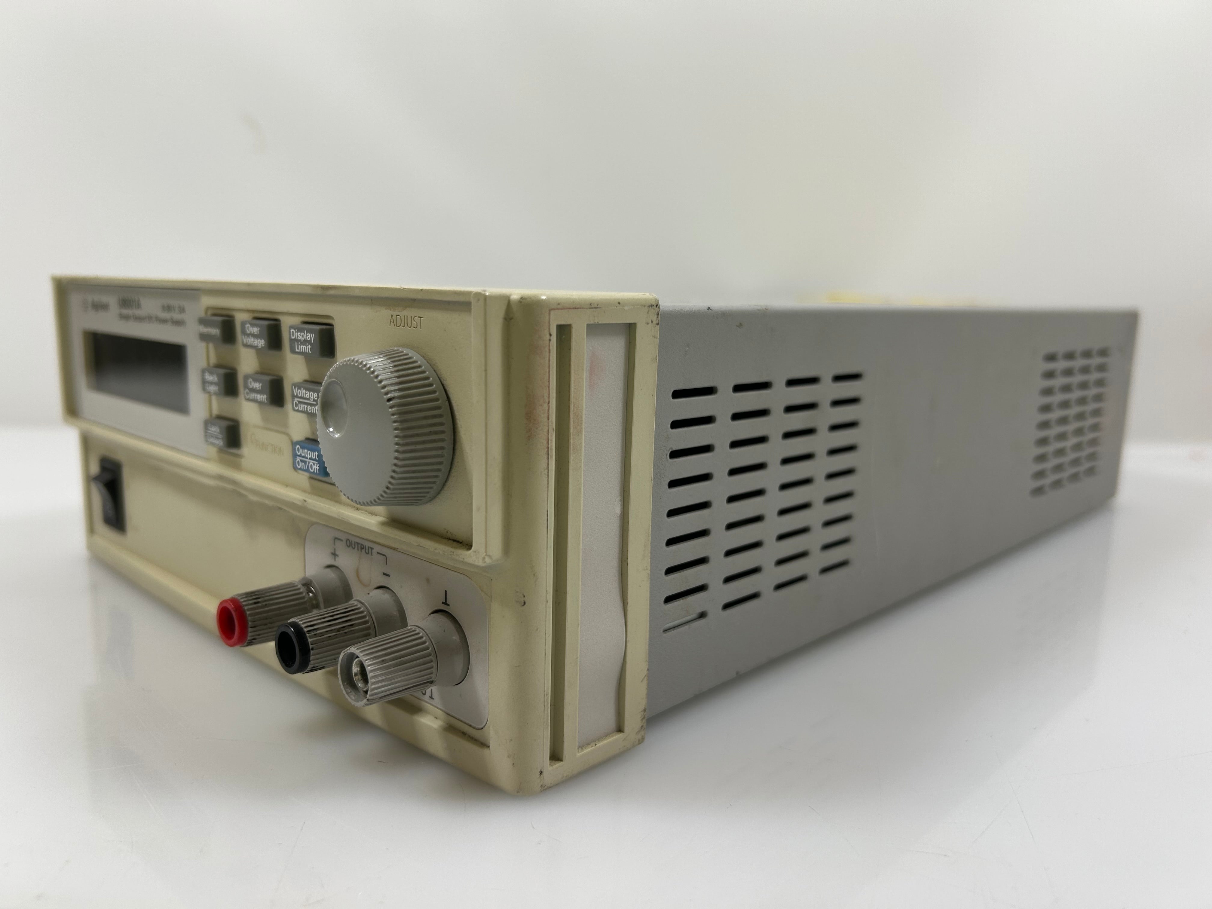 Agilent U8001A Single Output DC Power Supply