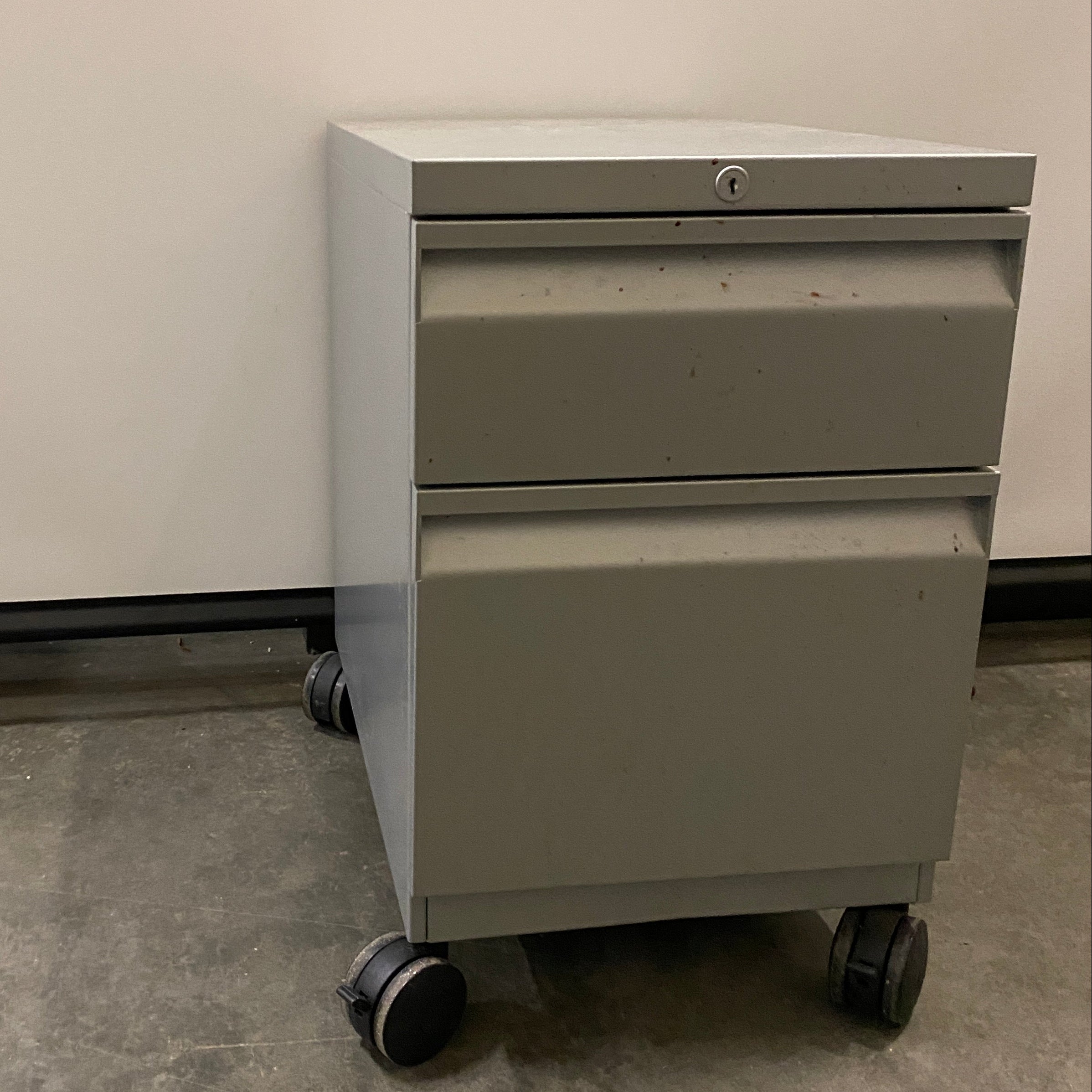2-Drawer Mobile Metal File Cabinet with Lock & Casters – Gray