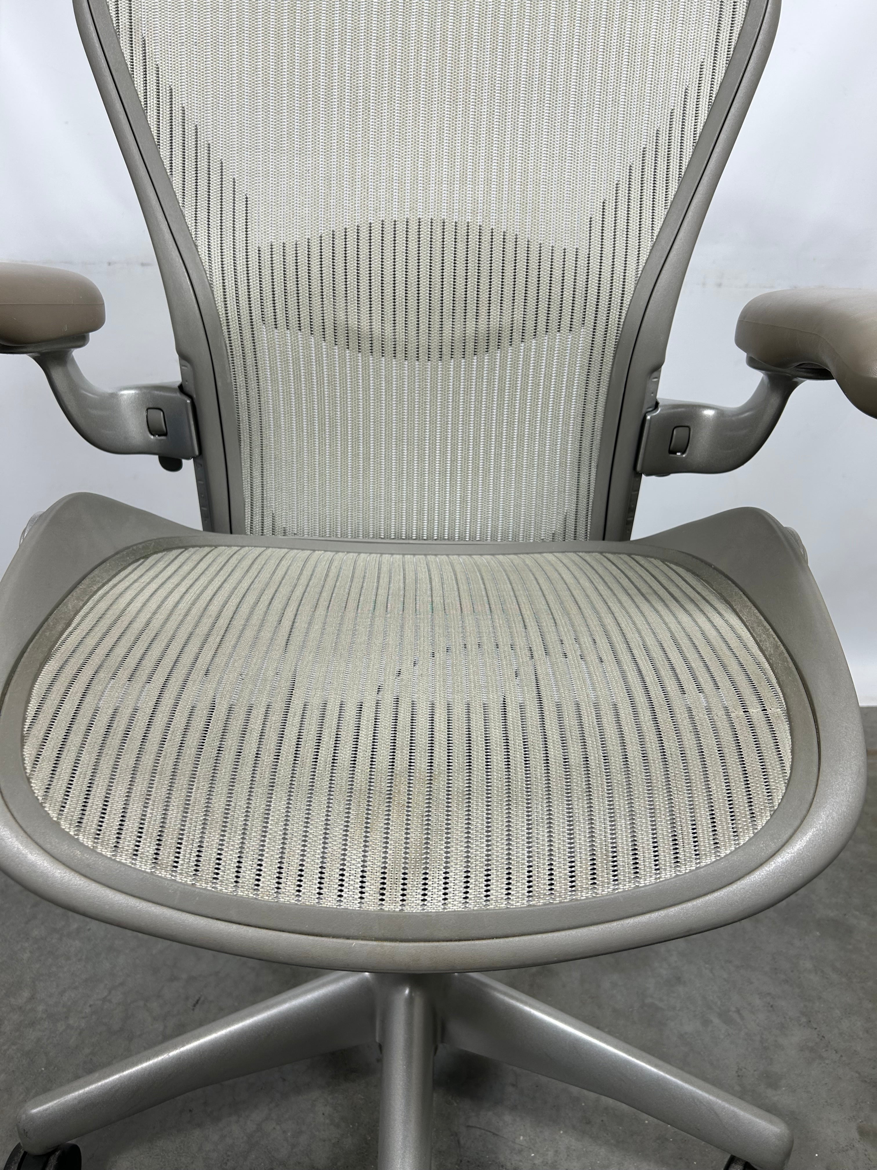 Millennial Gray Herman Miller Aeron Chair Size B