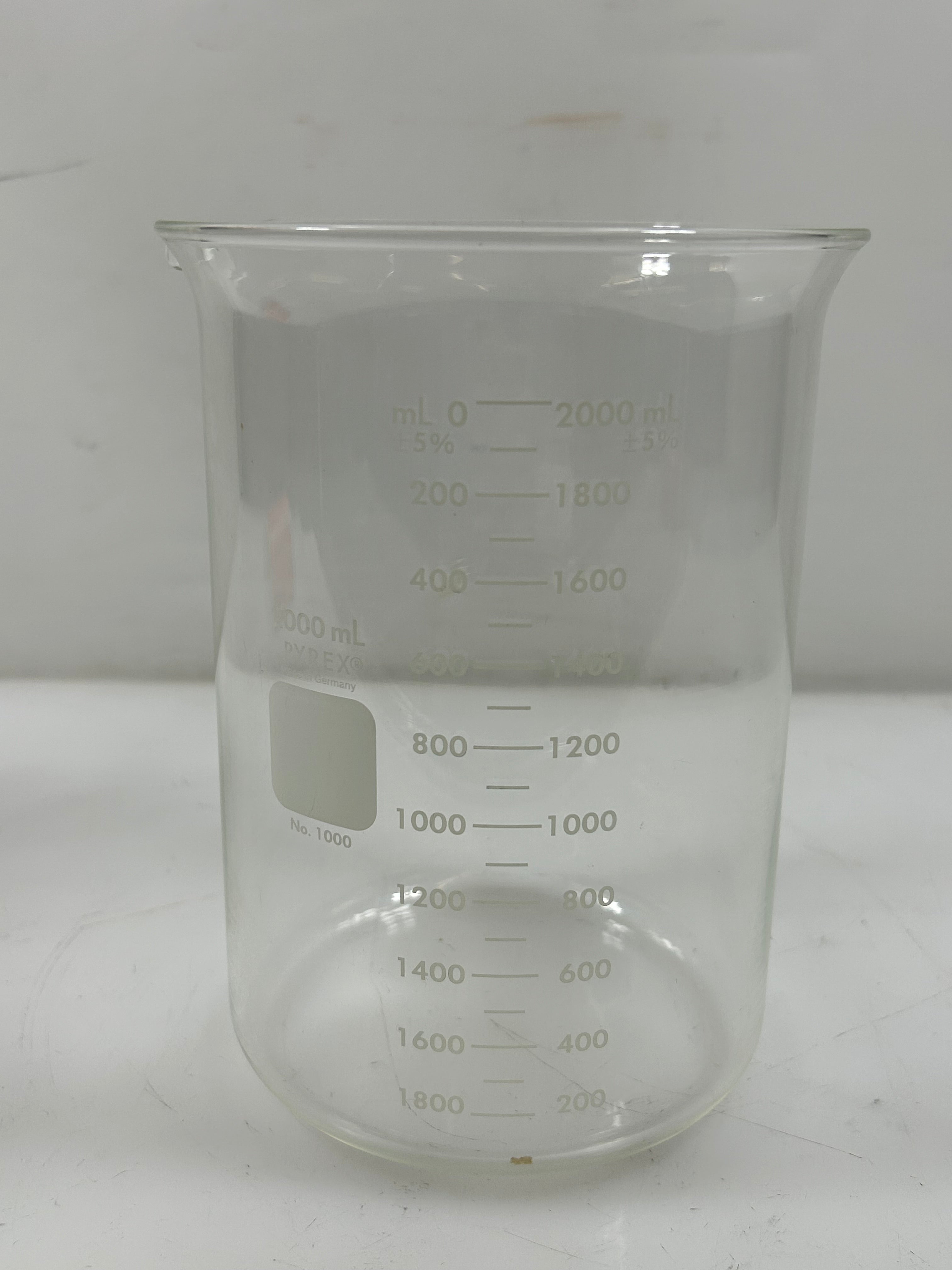 Lab Glass 2000mL Beaker