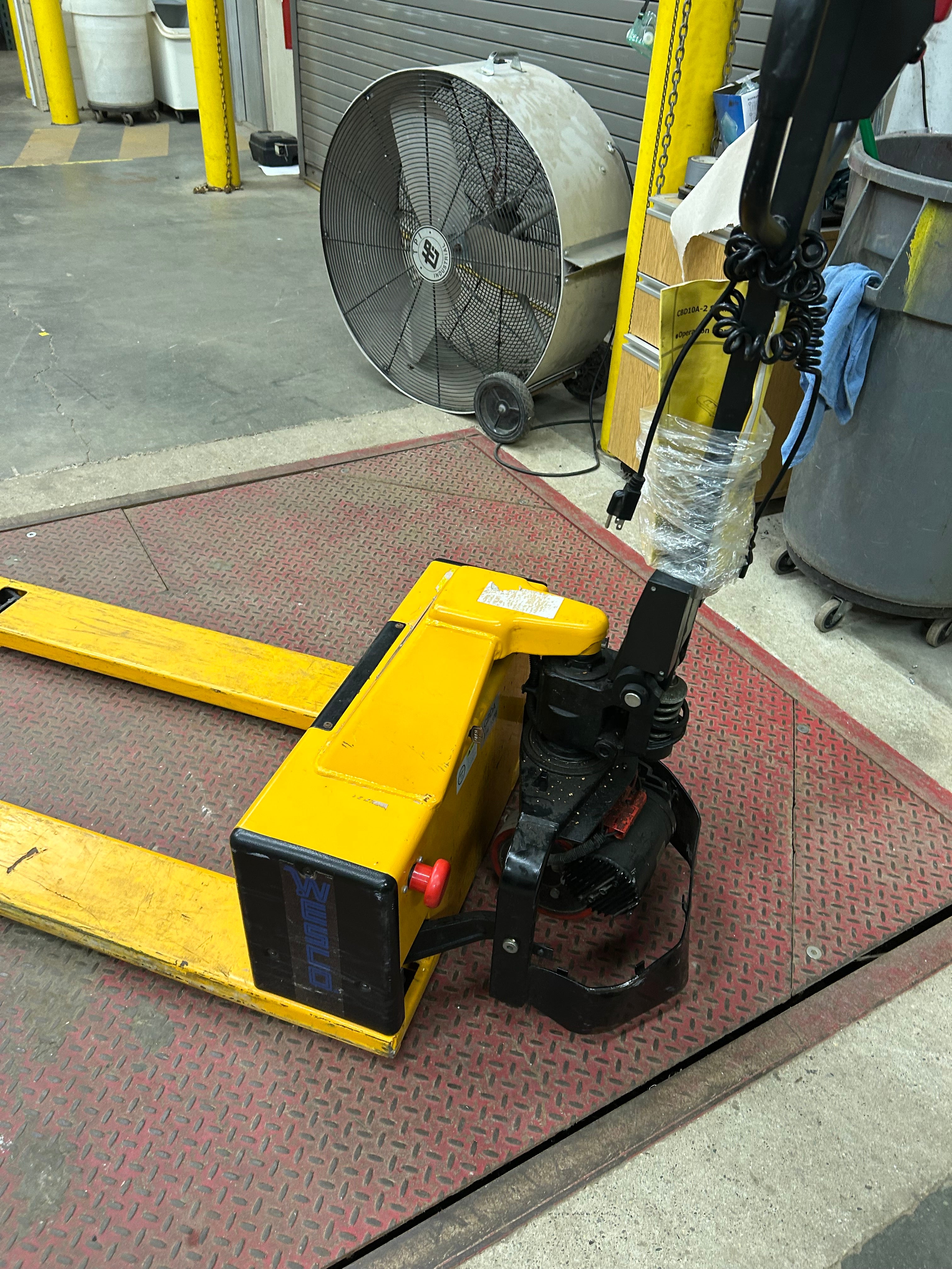 Wesco Electric Pallet Truck *Parts or Repair*