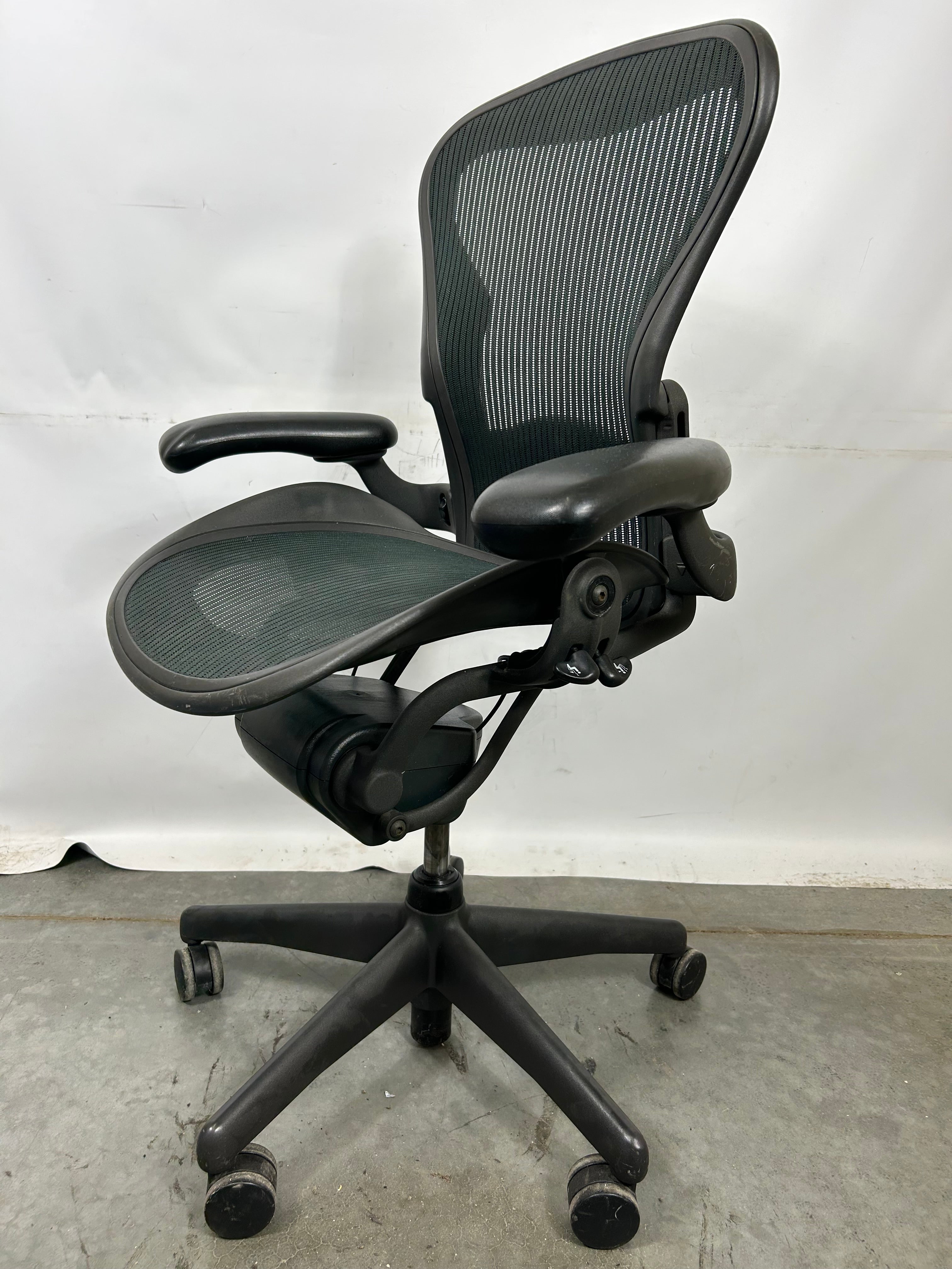 Forest Green Herman Miller Aeron Chair Size A