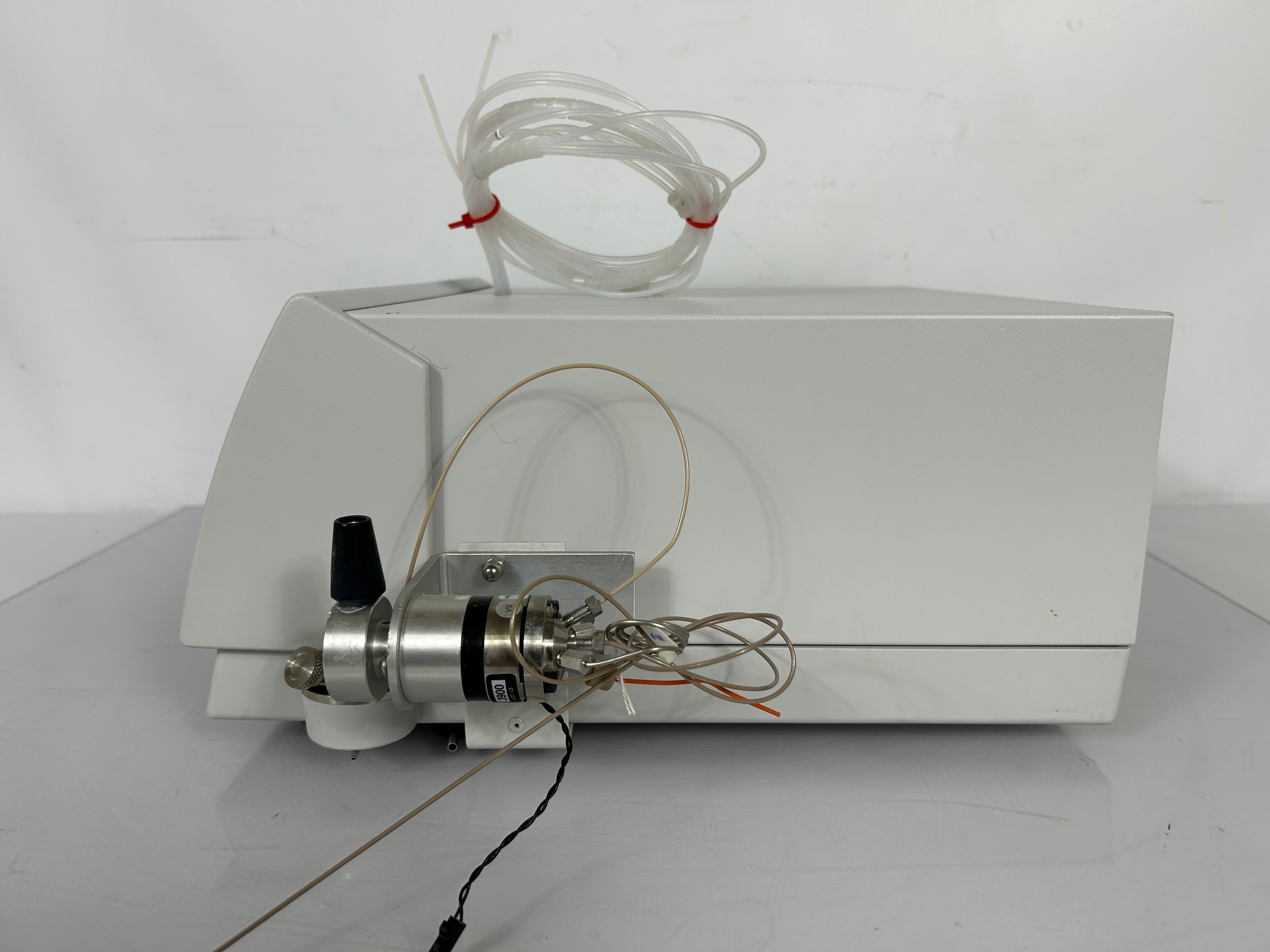 Dionex P680 Binary Gradient Analytical HPLC Pump *Parts*