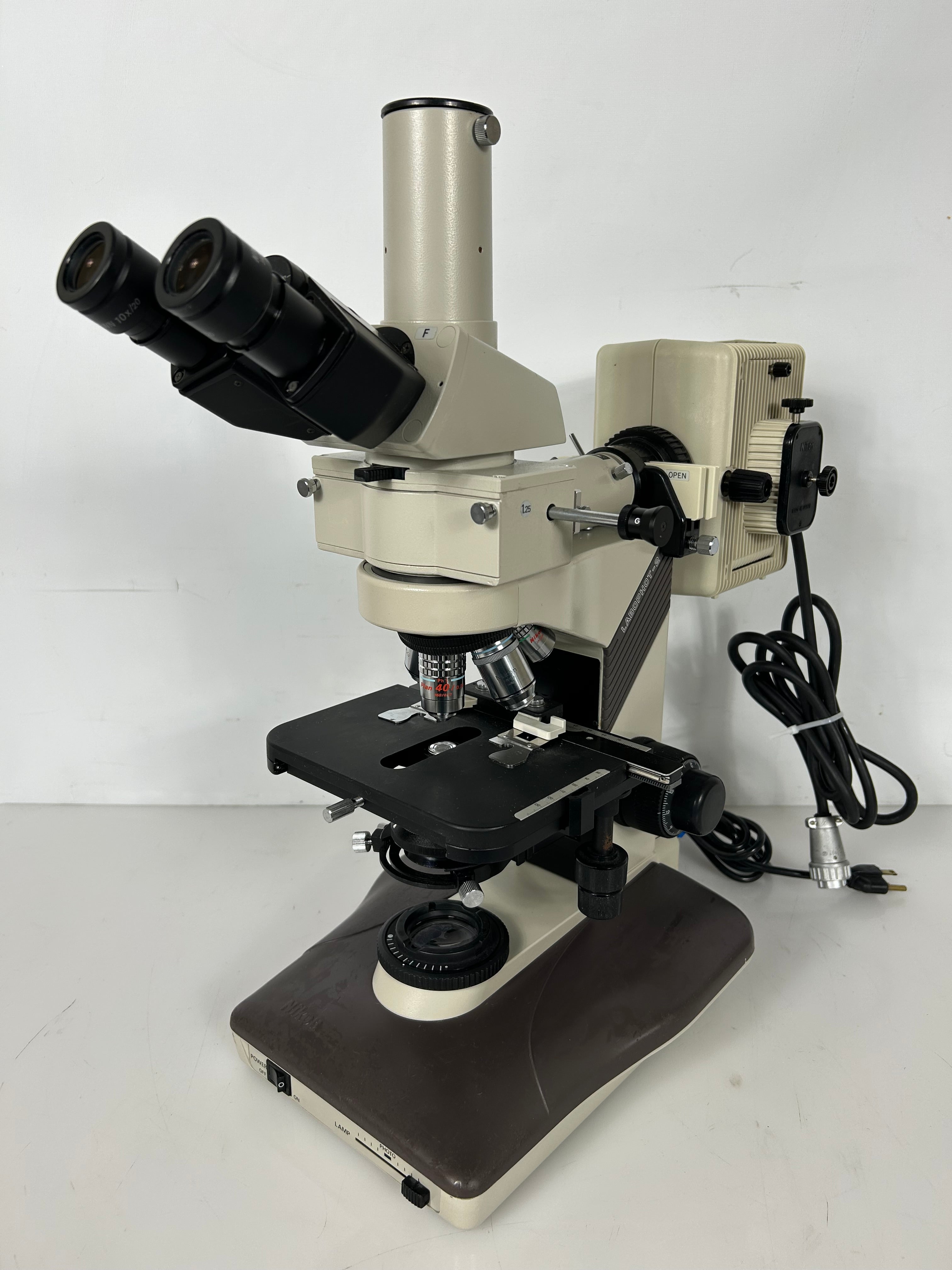 Nikon Labophot-2 with 5 Objective Lenses