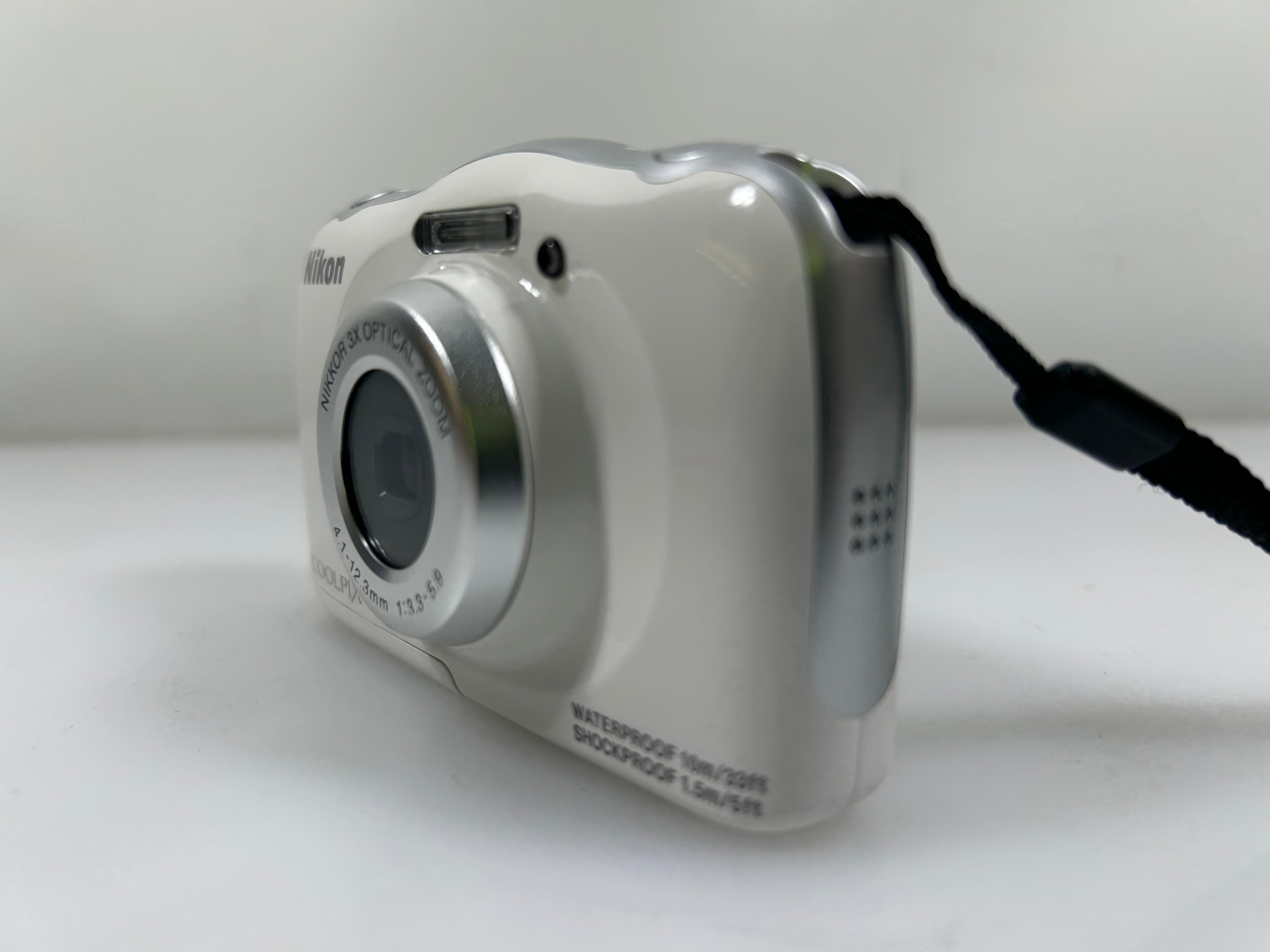 Nikon Coolpix S33 Digital Camera *Untested*