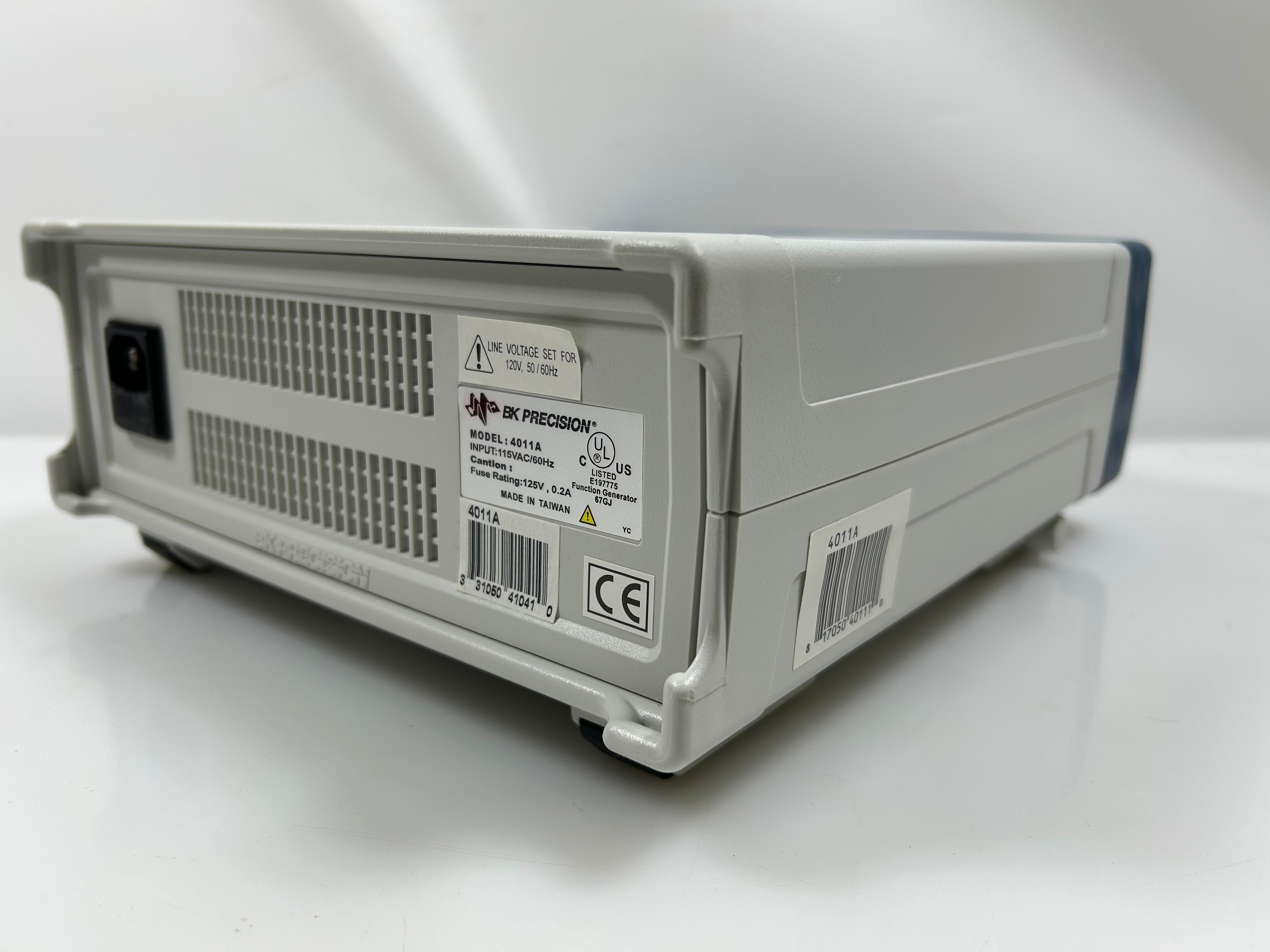 BK Precision 4011A 5MHz Function Generator *Powers On*