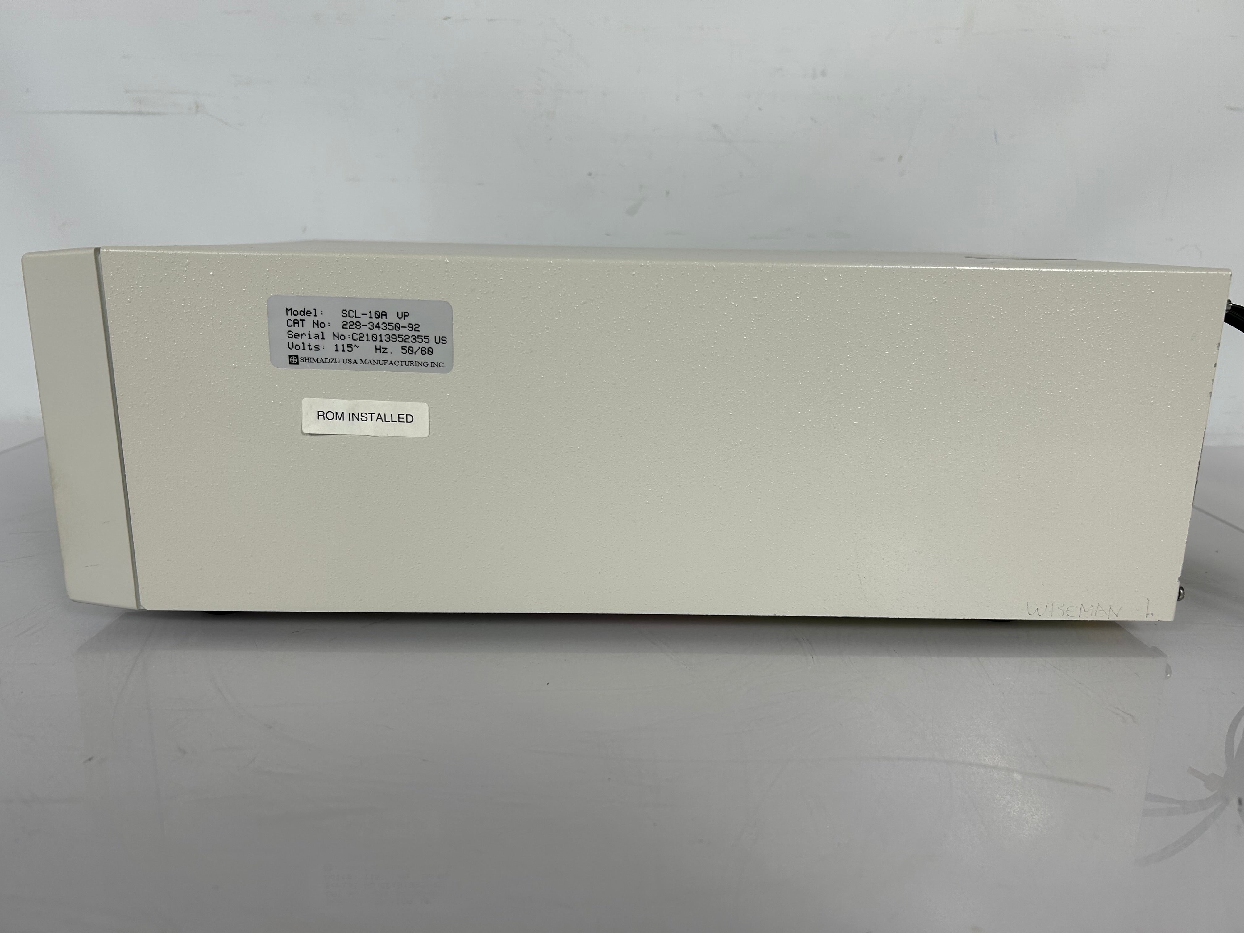 Shimadzu SCL-10A HPLC System Controller *Powers On/Untested*
