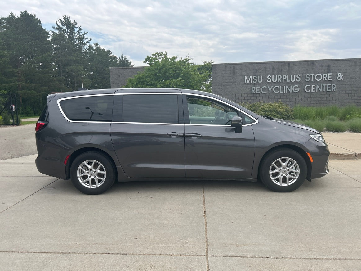 2023 Chrysler Pacifica - D604