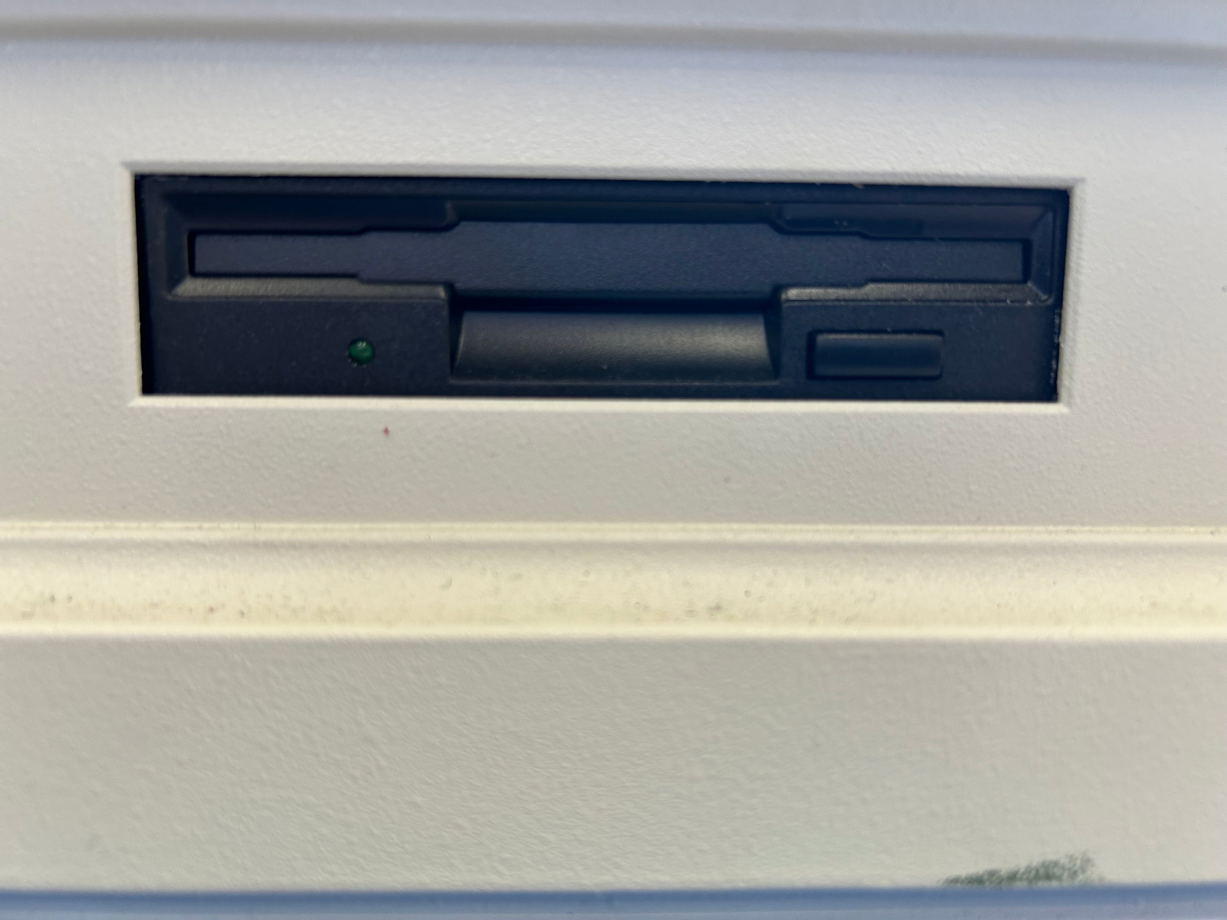 Perkin Elmer TopCount NXT Microplate Scintillation and Luminescence Counter *Untested*