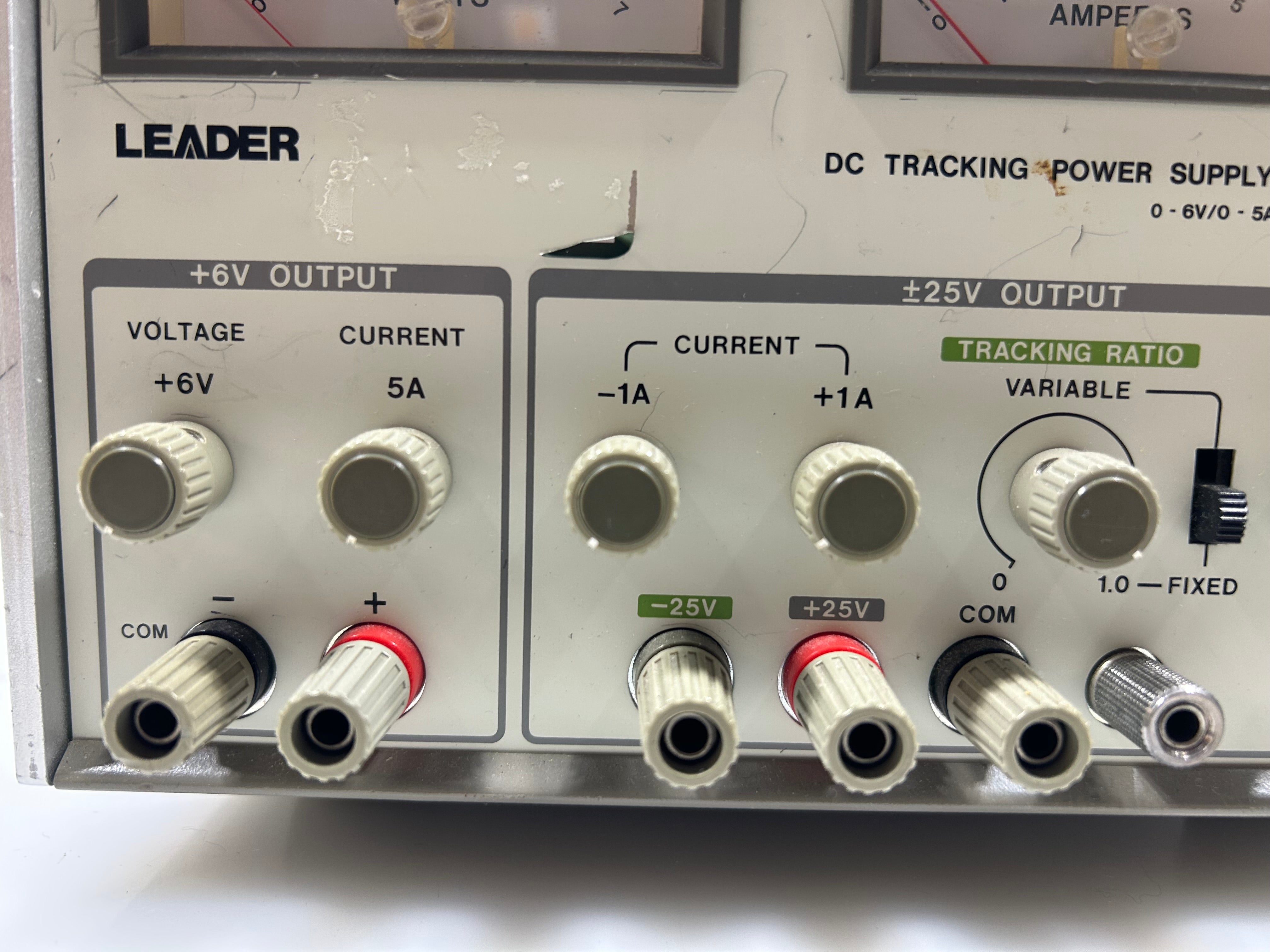 Leader LPS 152 DC Tracking Power Supply
