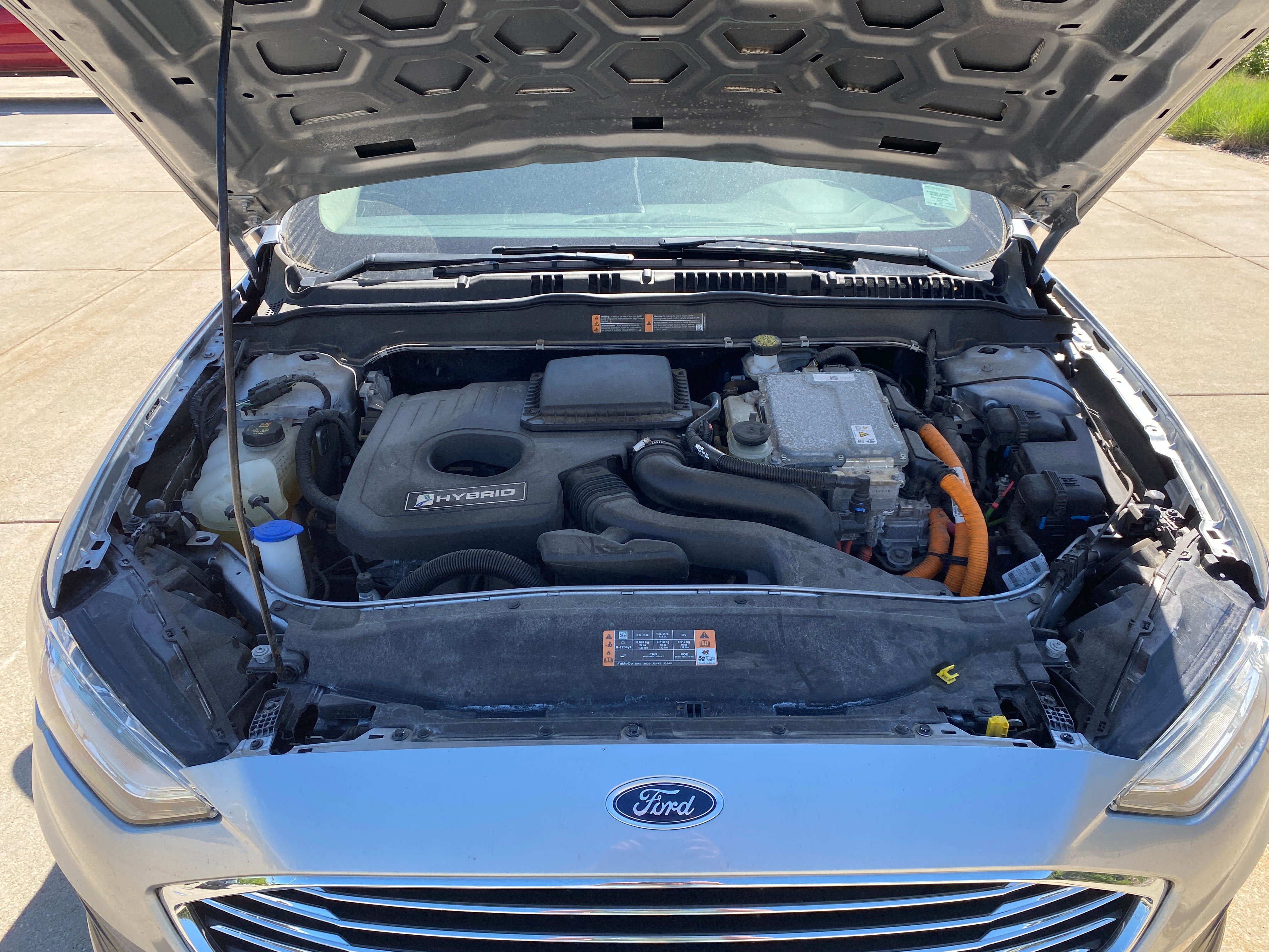 2020 - Ford Fusion Hybrid SE Sedan - A505
