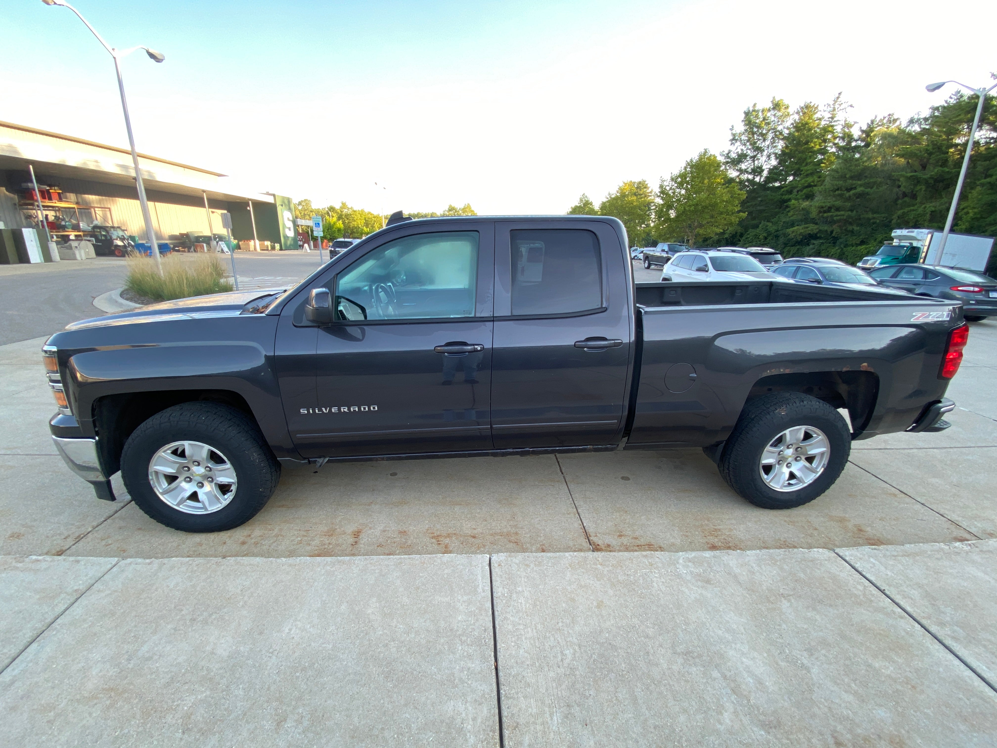 2015 - Chevrolet Silverado 1500 LT - 1745