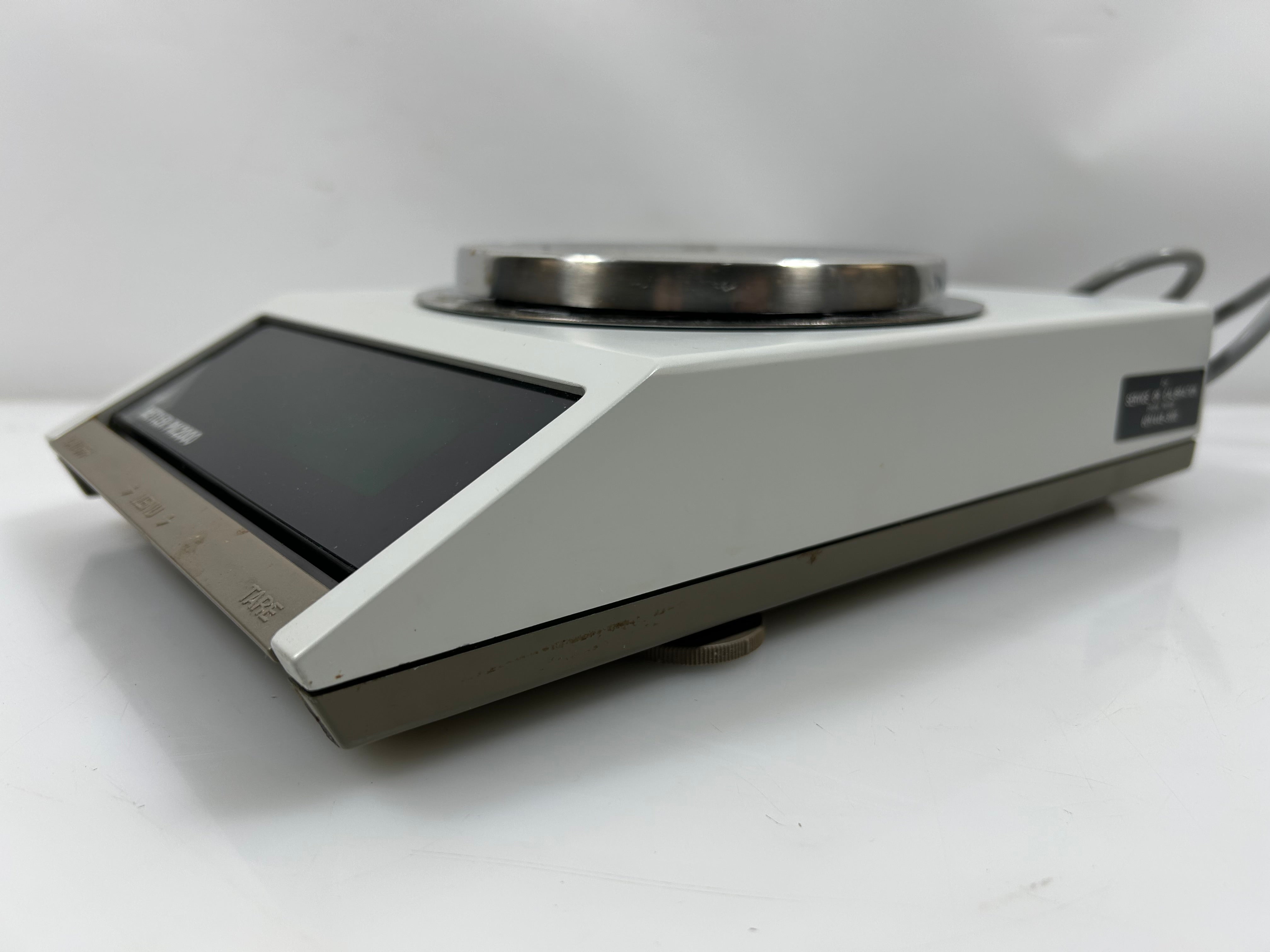 Mettler Toledo PM 2000 Balance Scale
